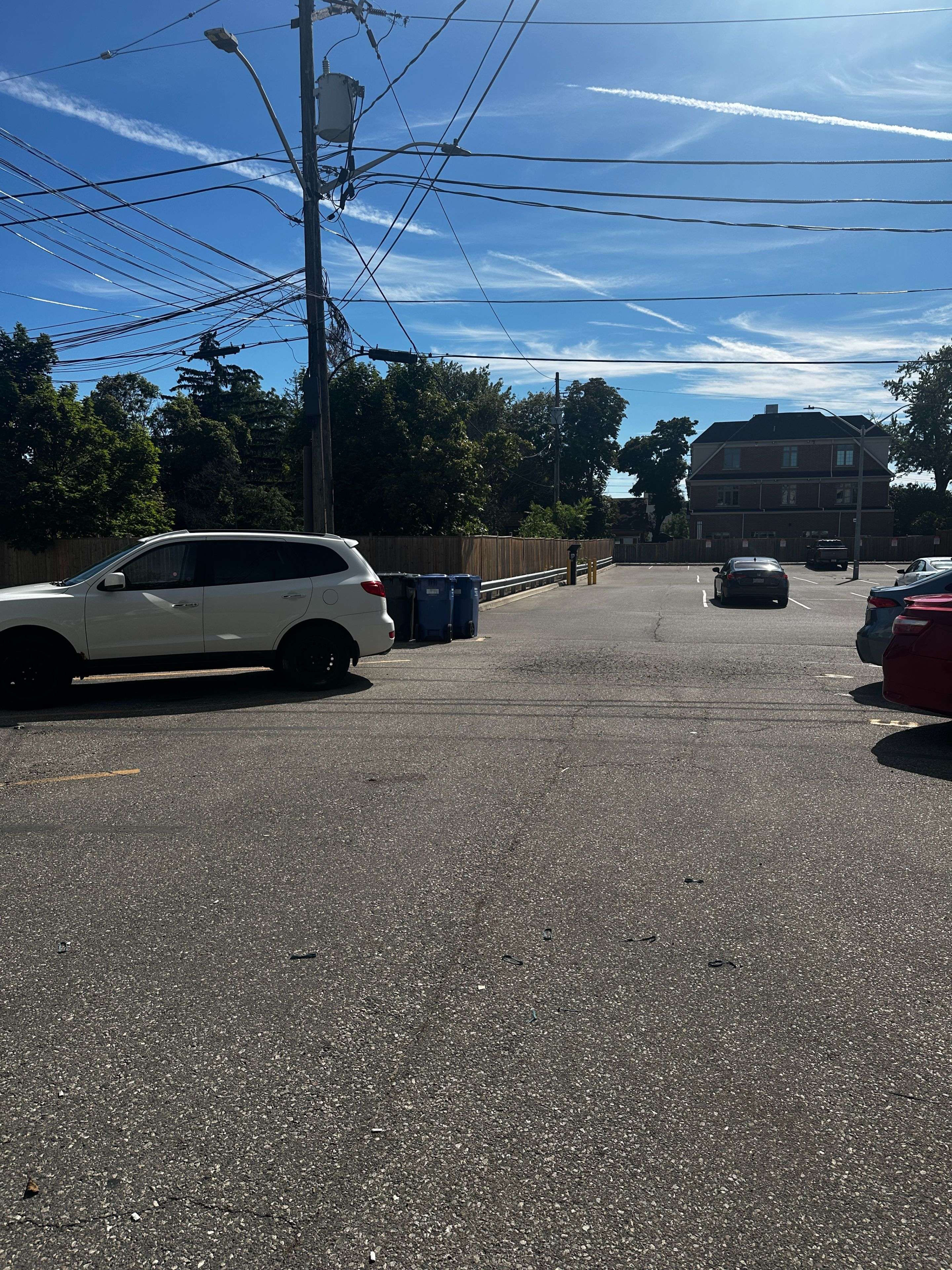 Mississauga, ON L5M 1L5,224 Queen ST S #Upper#1