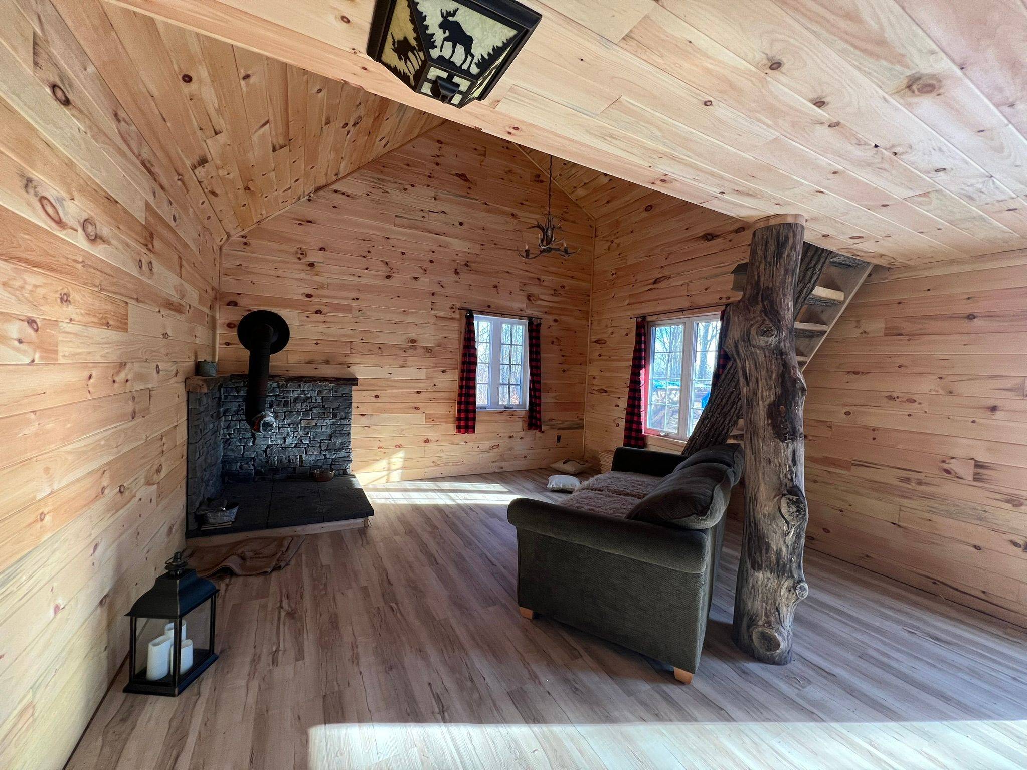 Dysart Et Al, ON K0M 1S0,00 Ross TRL