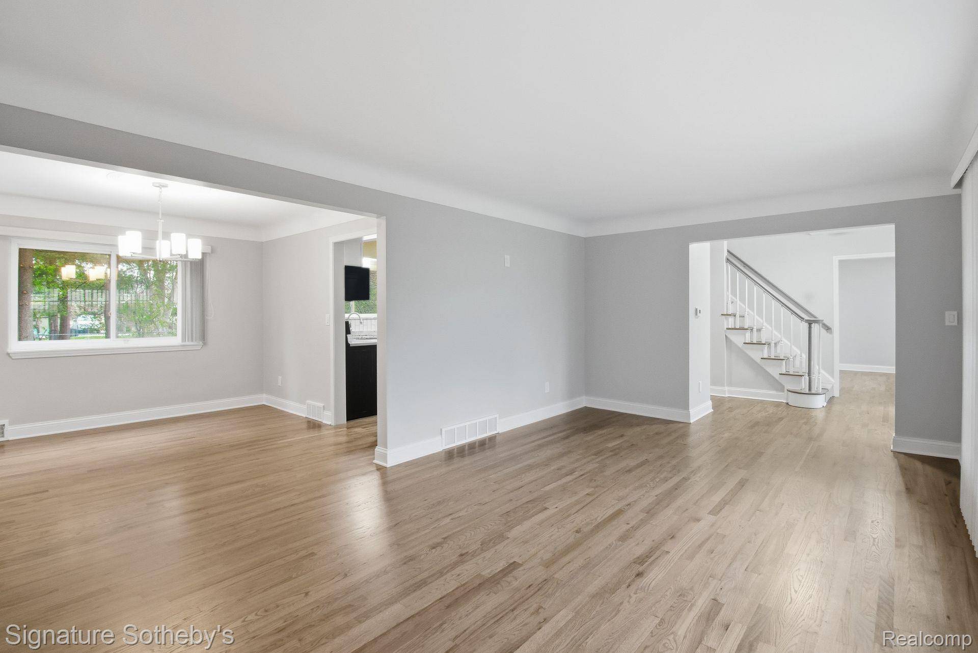 Beverly Hills, MI 48025,32901 Blossom CT