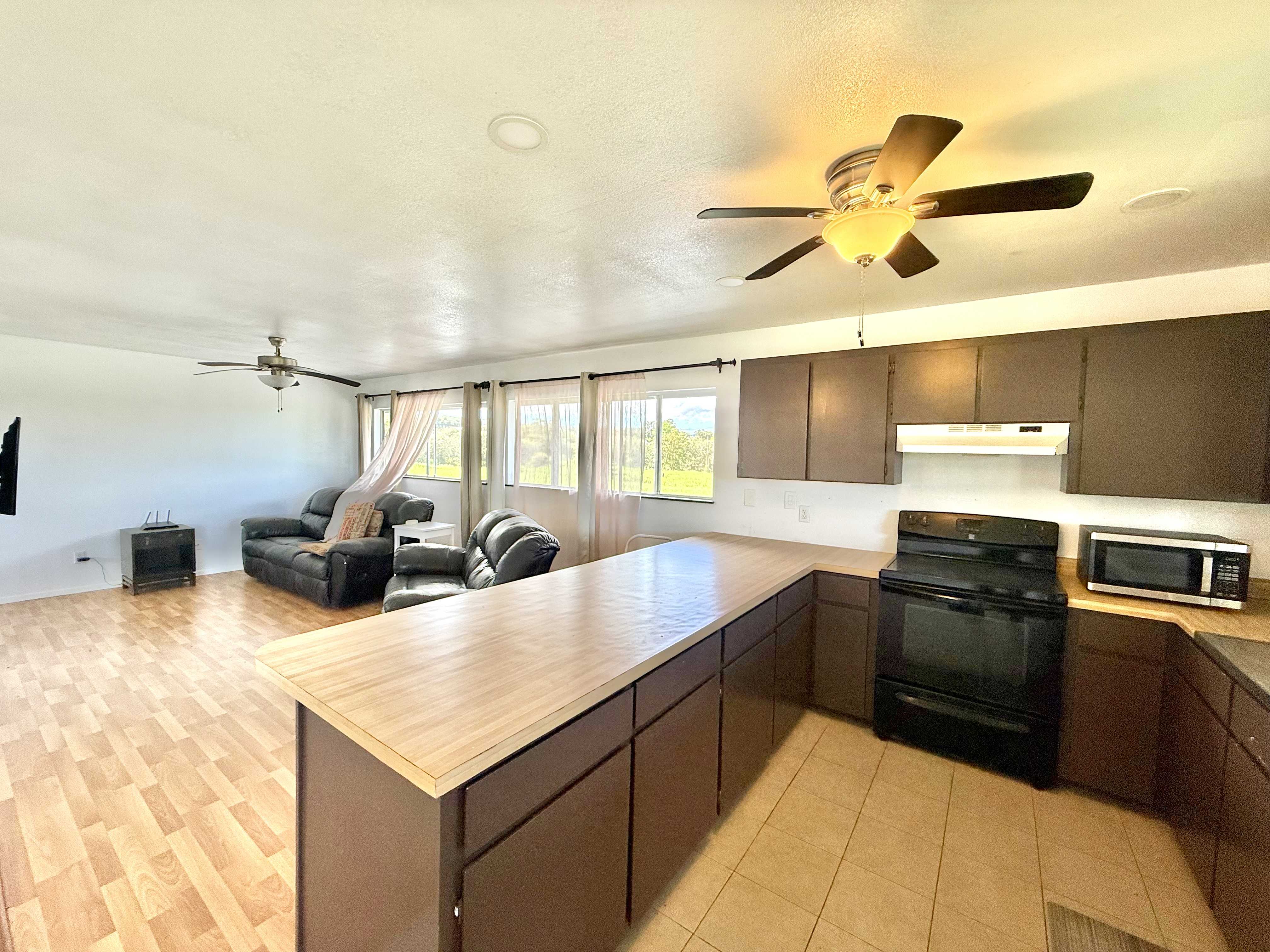 Hilo, HI 96720,880 AINALAKO RD