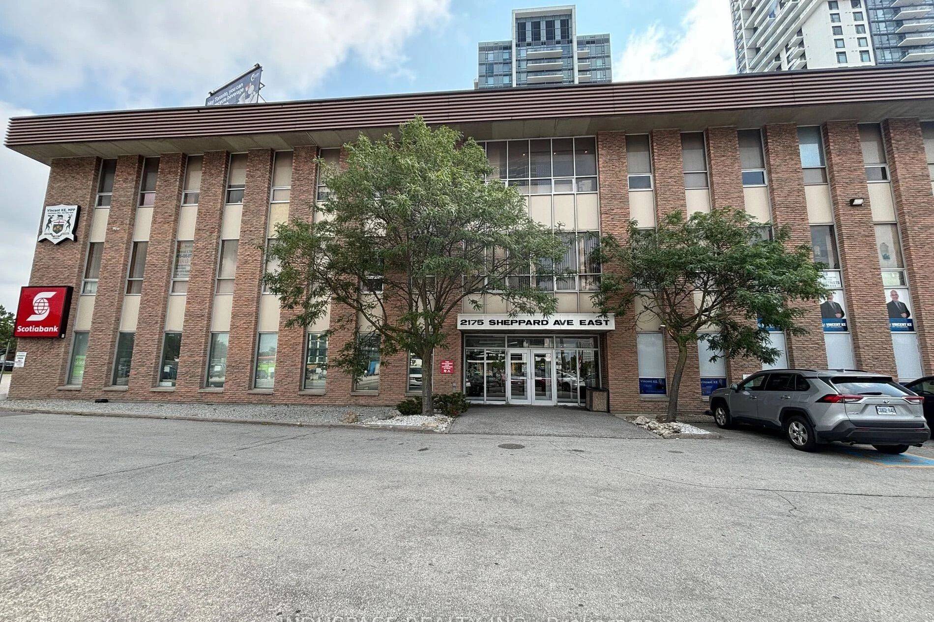 Toronto C15, ON M2J 1W8,2175 Sheppard AVE E #222