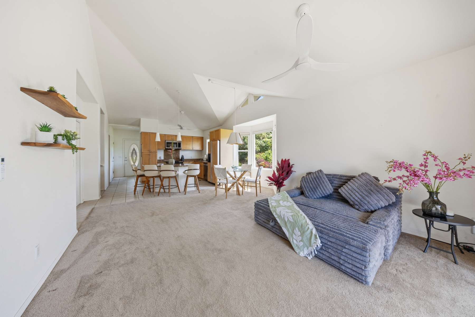 Lihue, HI 96766,2110 KANEKA ST #70