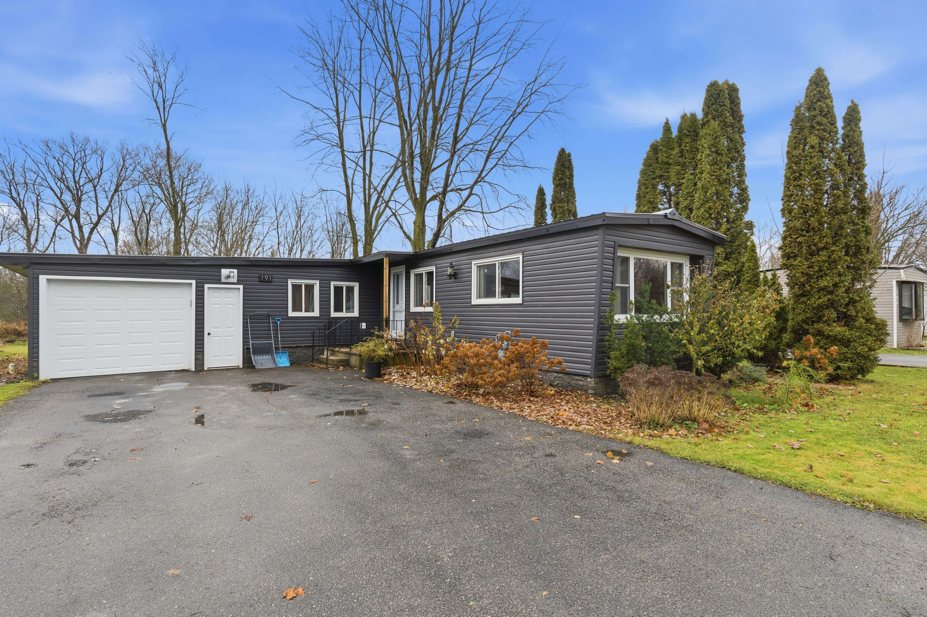 Perth East, ON N5A 6S6,191 Cedar RD