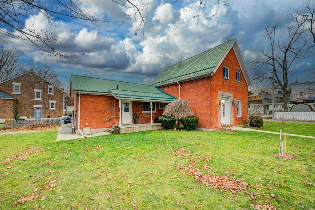 North Perth, ON N0G 1B0,130 Arthur ST