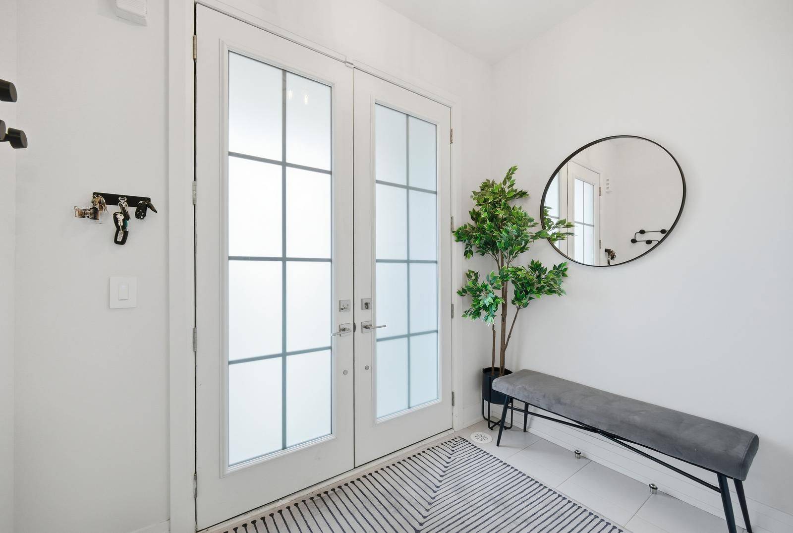 Newmarket, ON L3X 0M6,229 Vermont AVE