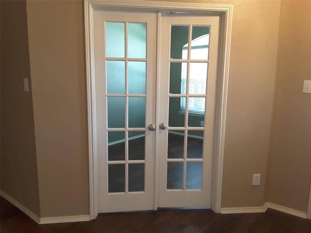 Fort Worth, TX 76262,15617 Gatehouse Drive