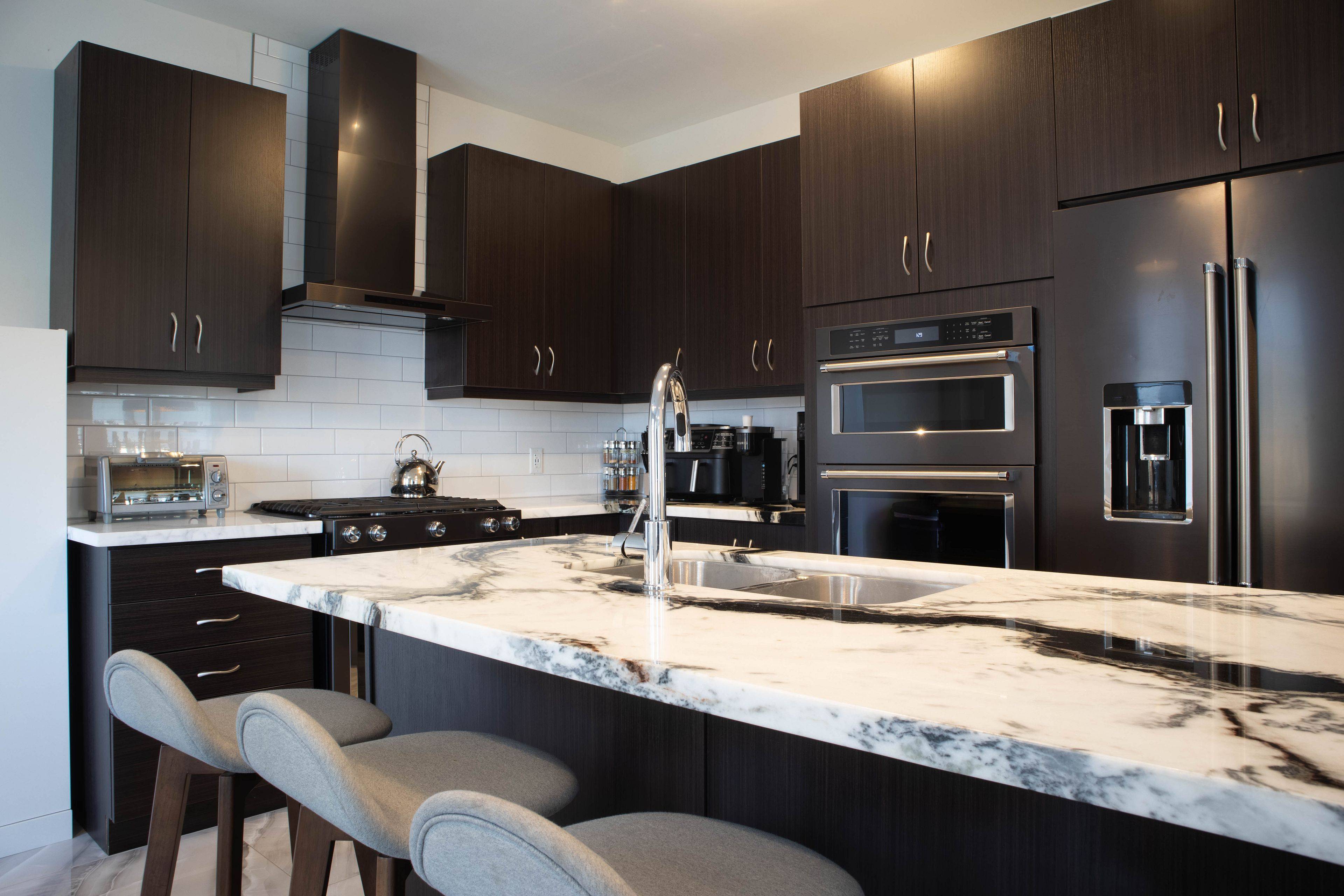 East Gwillimbury, ON L9N 0Z6,105 Balsdon HOLW