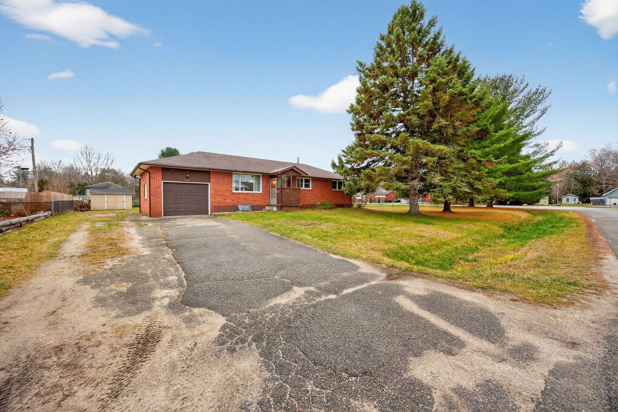 Essa, ON L0M 1B0,200 Calford ST