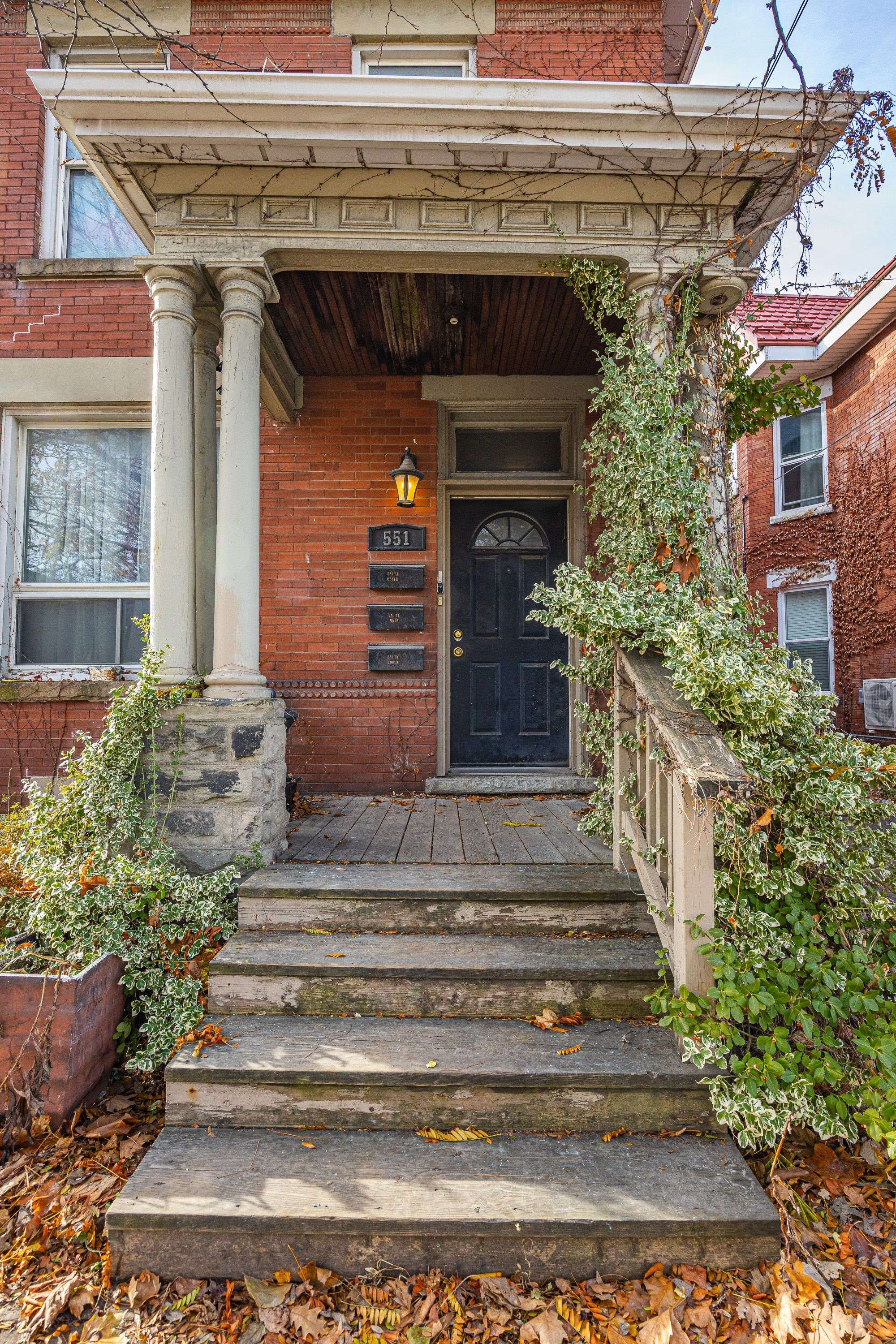 London East, ON N6B 3J6,551 Adelaide ST N