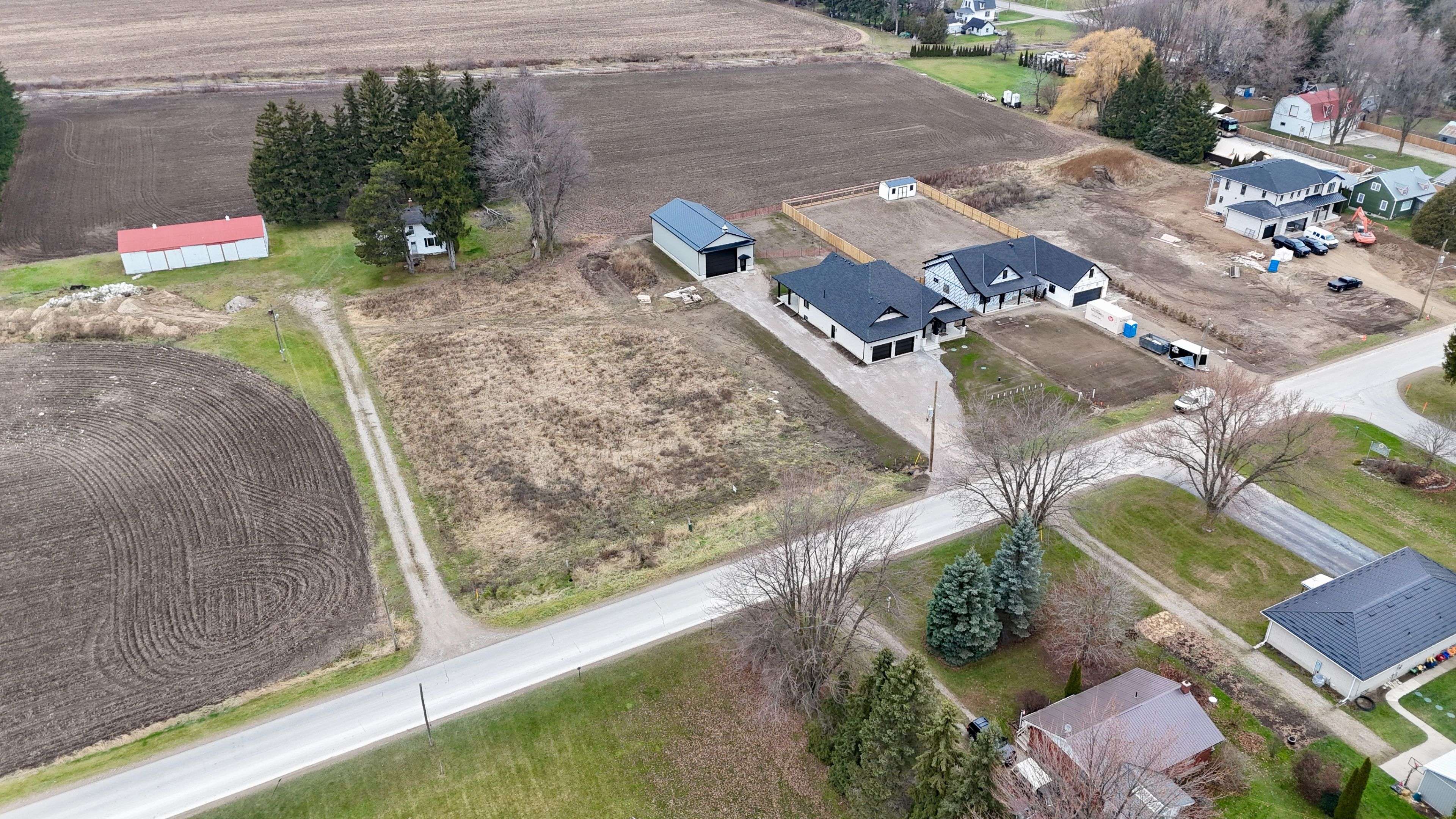 Perth South, ON N0K 1V0,3180 RD 122 N/A