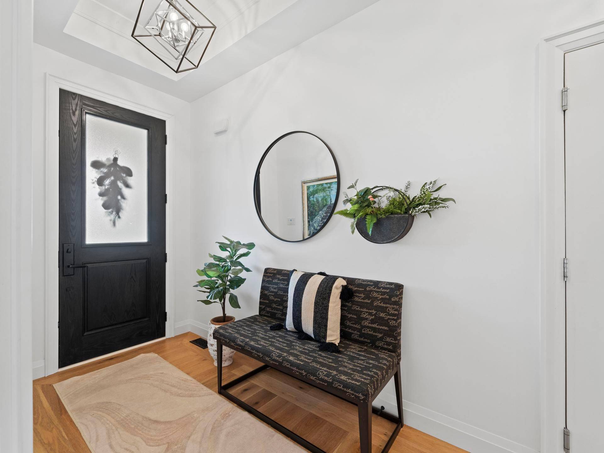 Lambton Shores, ON N0M 1T0,1 Creek Side PL