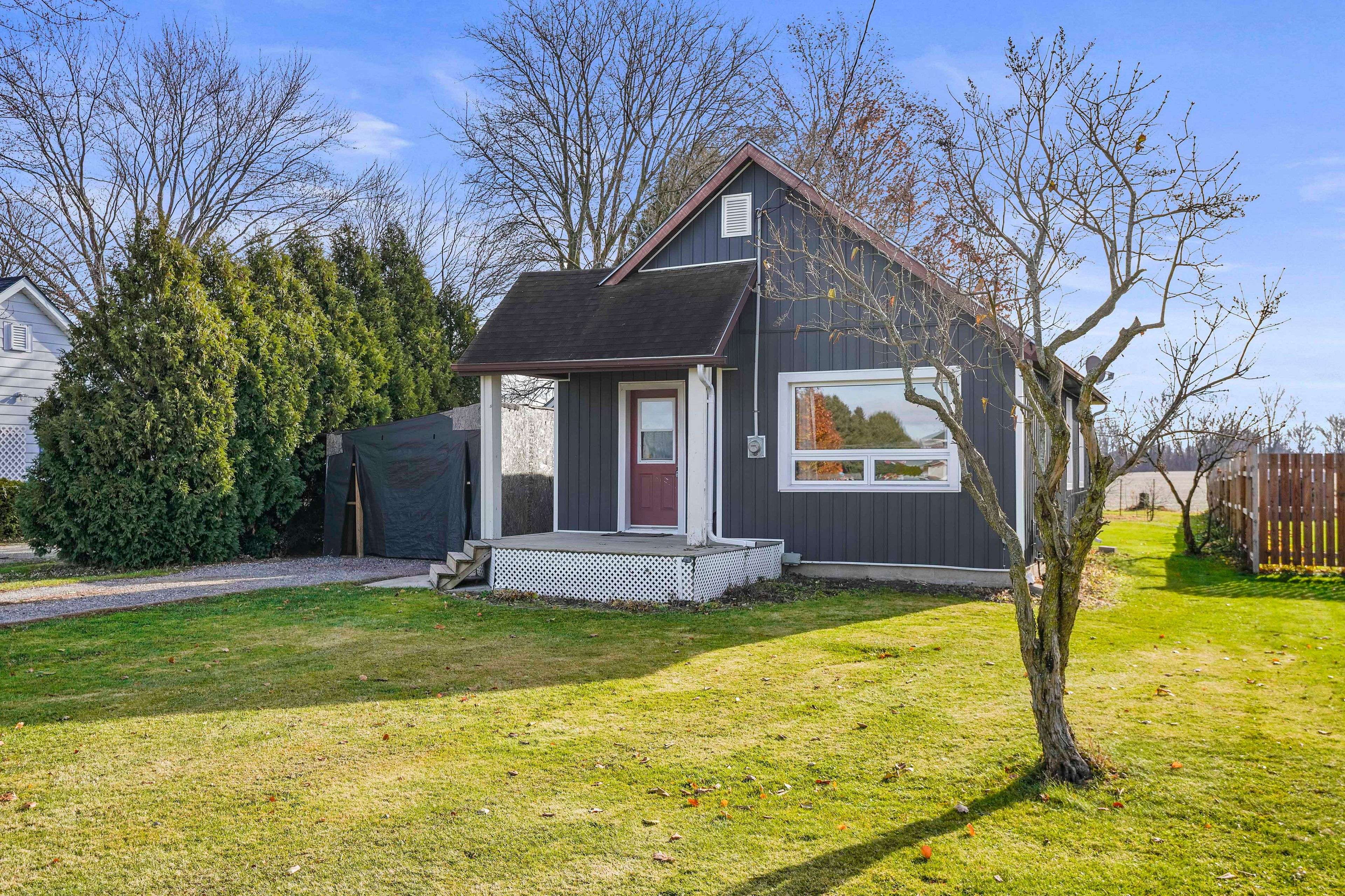 West Elgin, ON N0L 2C0,22557 Queens Line