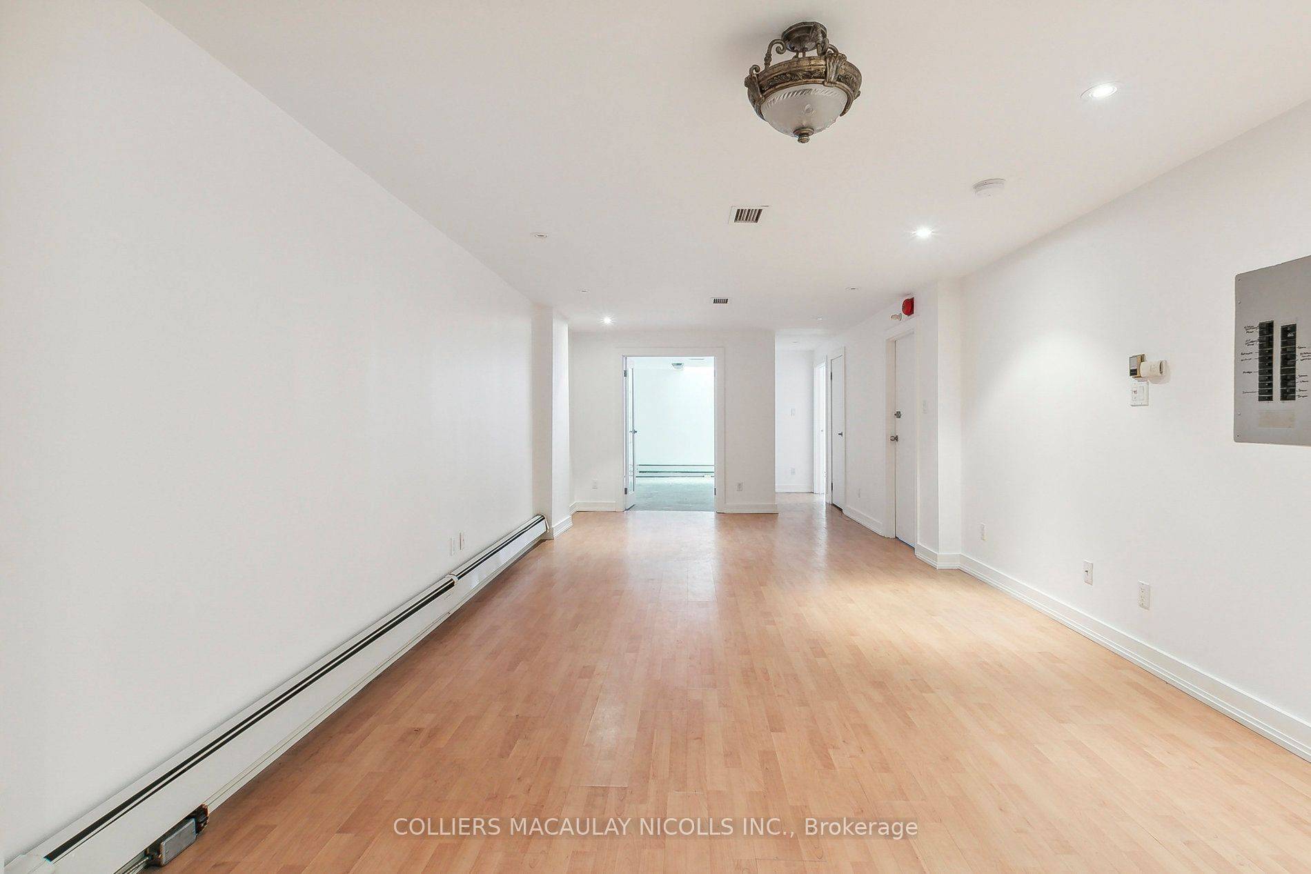 Toronto C02, ON M5R 2E2,30A Hazelton AVE #Lower Level