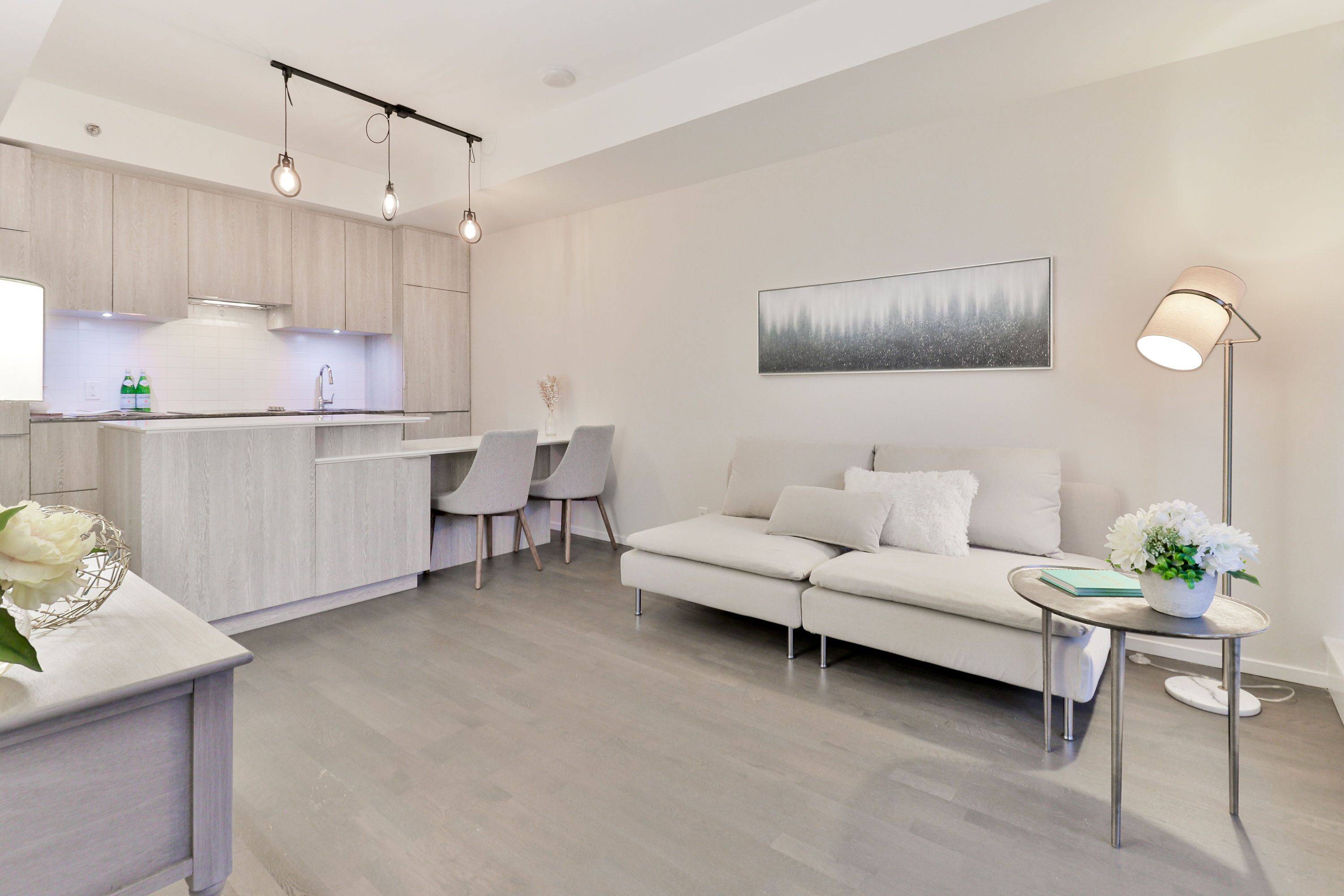 Toronto C01, ON M4Y 0B6,5 St. Joseph ST #3301