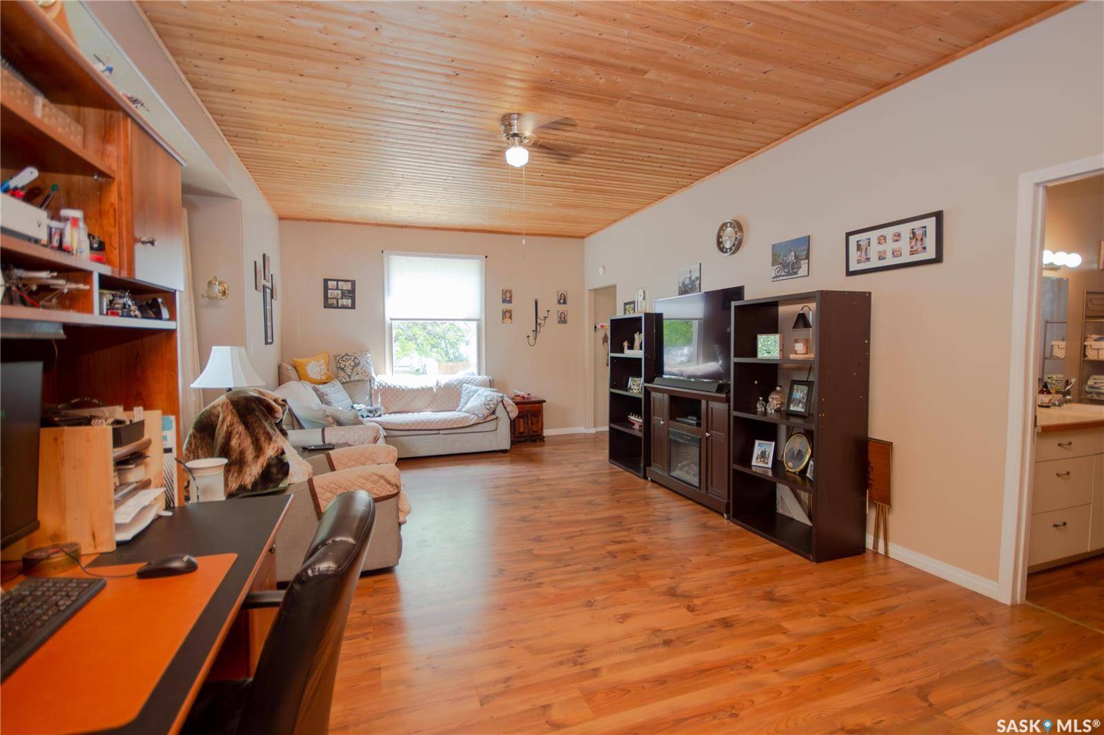 Wilkie, SK S0K 4W0,407 2nd STREET E