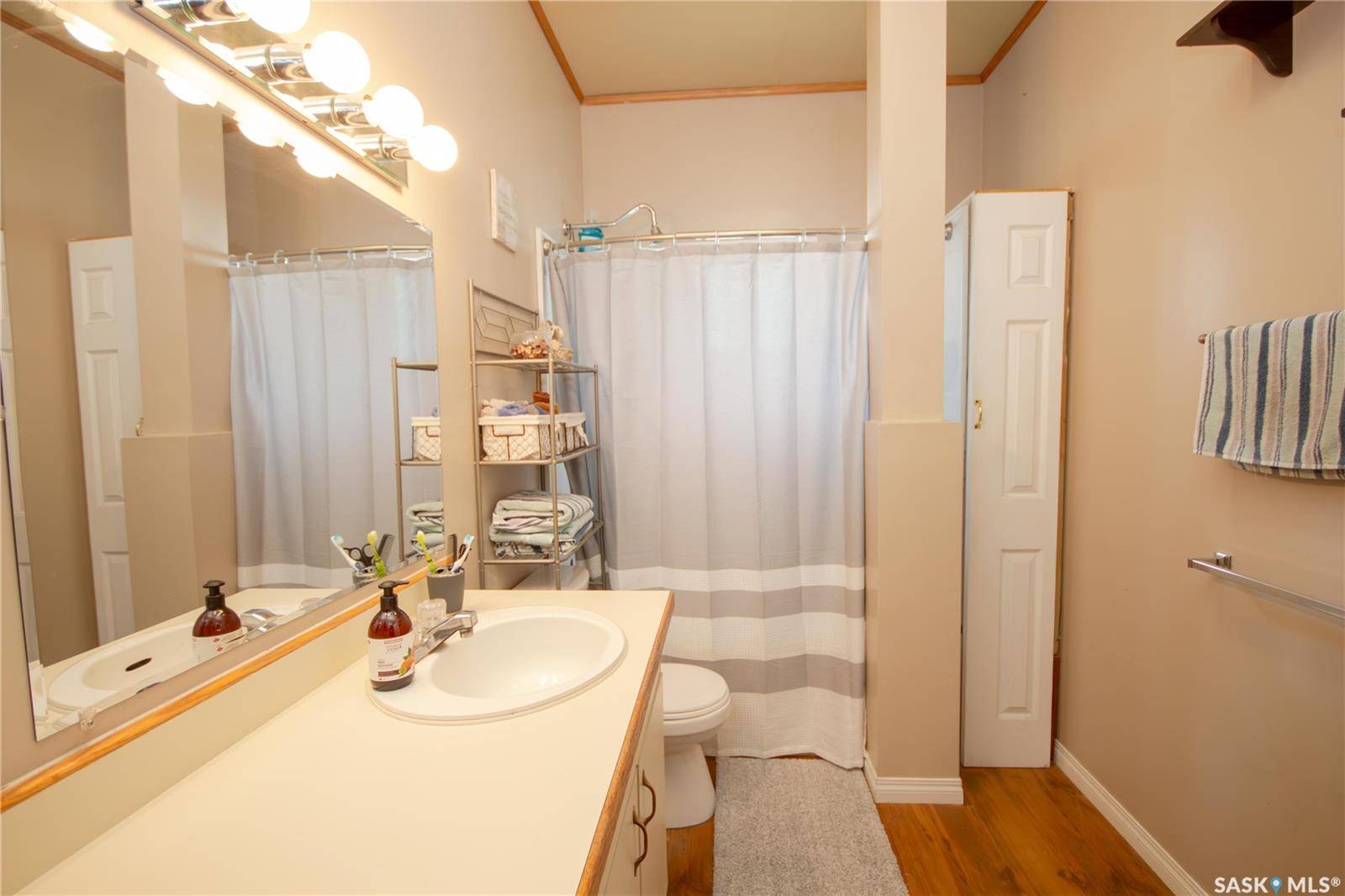 Wilkie, SK S0K 4W0,407 2nd STREET E