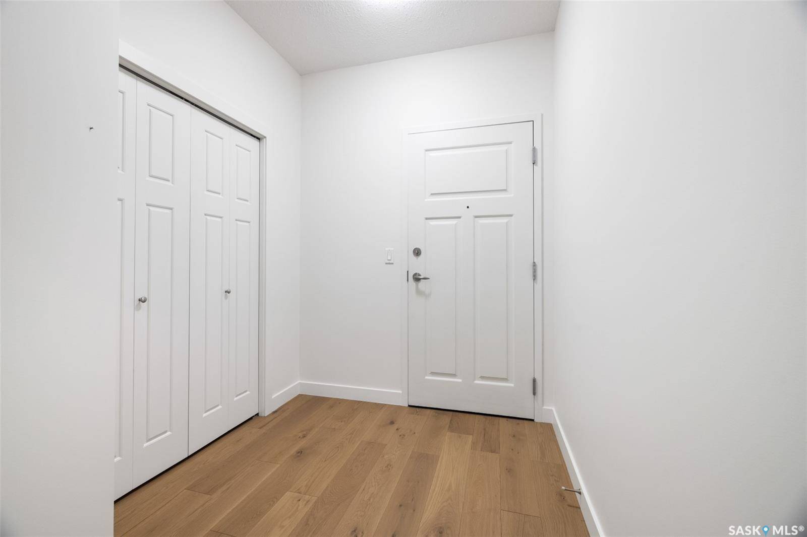 Regina, SK S4P 2A3,2055 Rose STREET #607