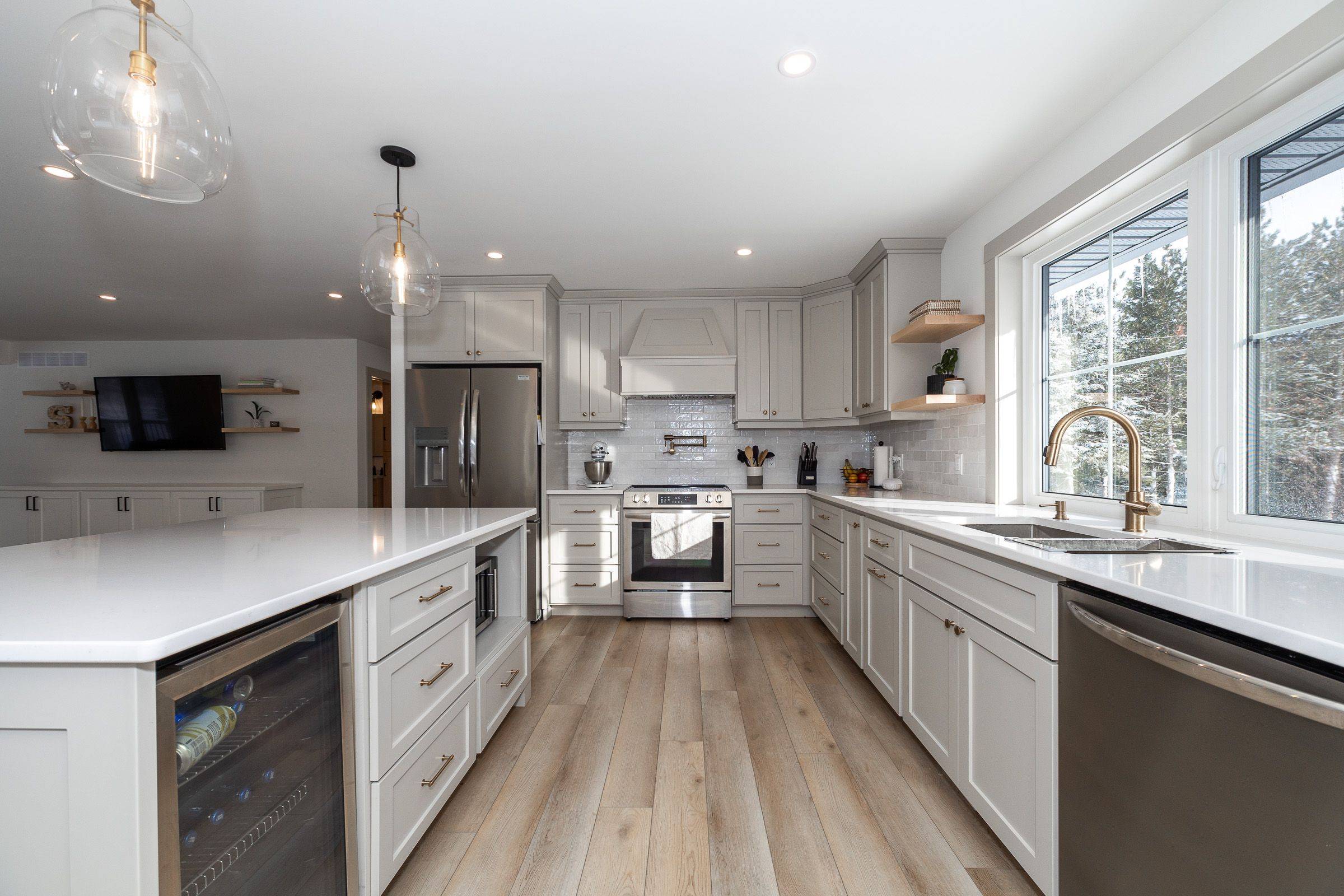 Georgian Bluffs, ON N4K 5N7,126 West ST