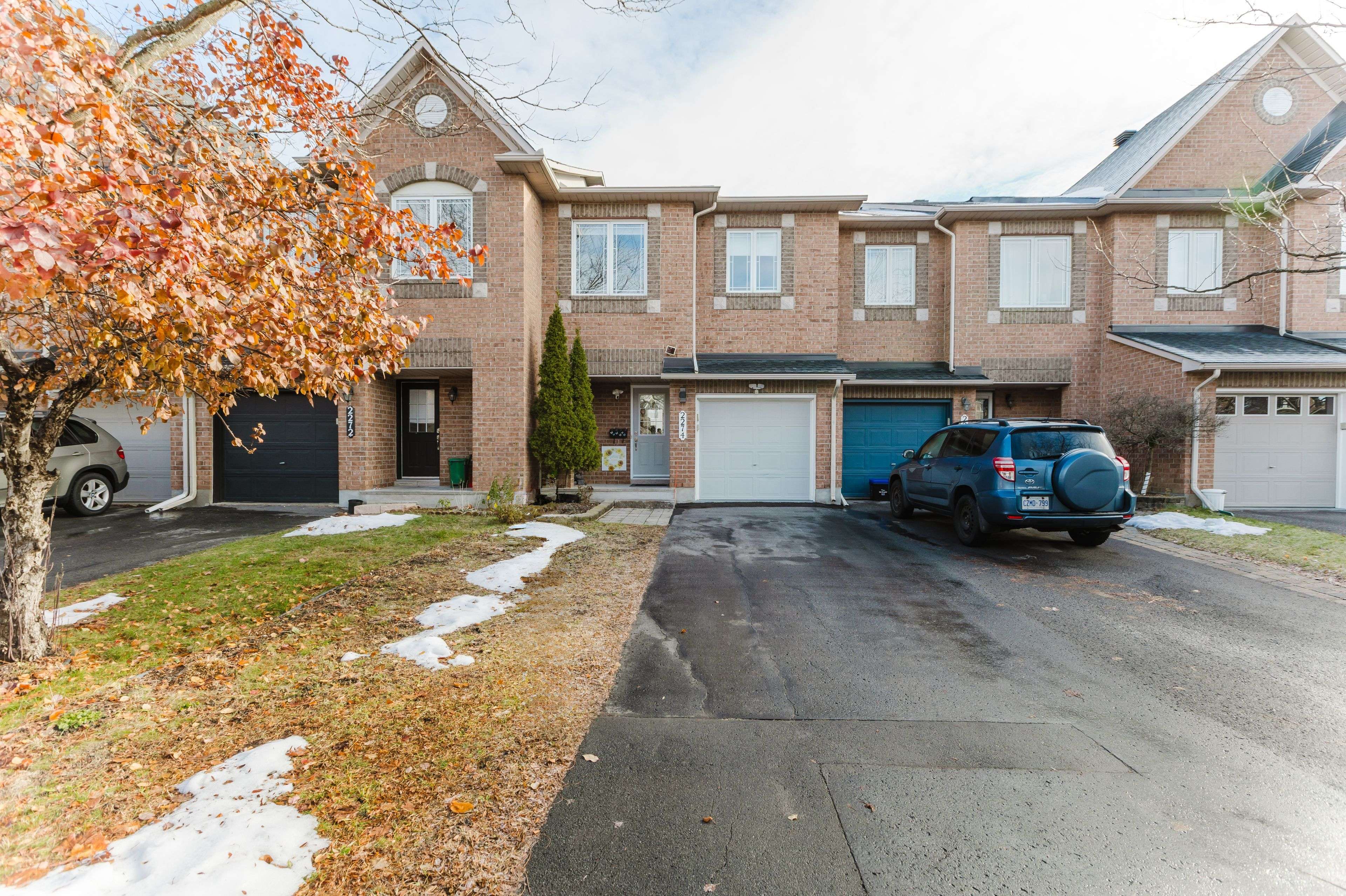 Orleans - Cumberland And Area, ON K4A 4V3,2274 Brockstone CRES