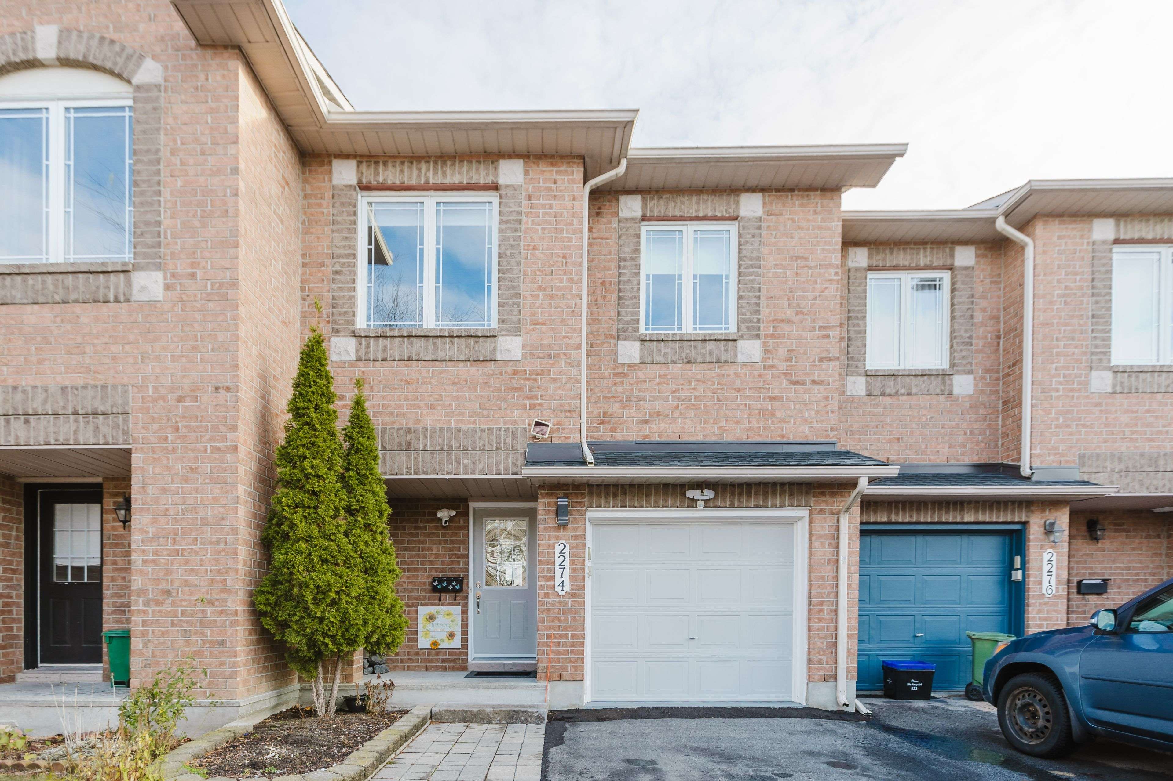 Orleans - Cumberland And Area, ON K4A 4V3,2274 Brockstone CRES