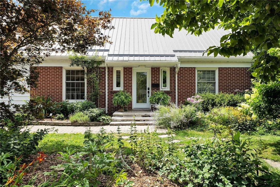 Norfolk, ON N3Y 3L5,14 Simcoe BLVD