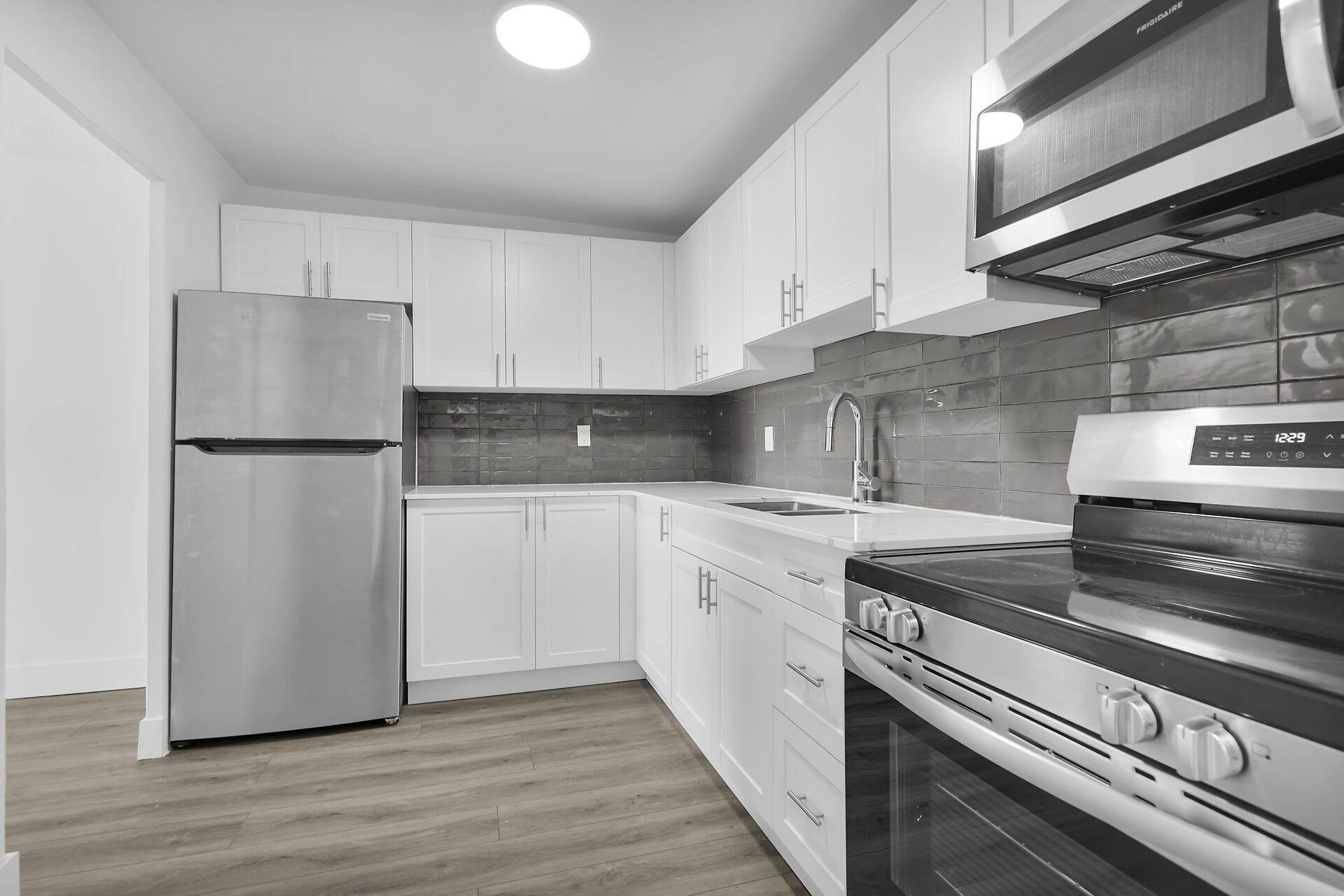 Strathroy-caradoc, ON N7G 2B2,294 Saulsbury ST #309