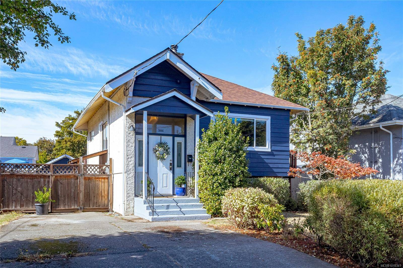 Victoria, BC V9A 1P9,3066 Carroll St