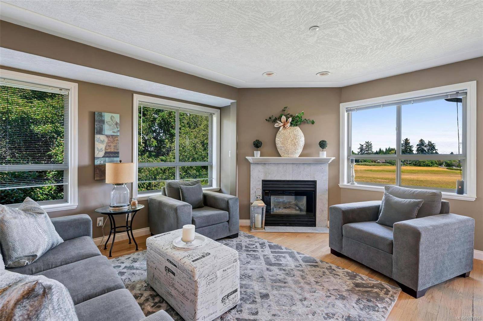 Central Saanich, BC V8M 2B4,7847 East Saanich Rd #10