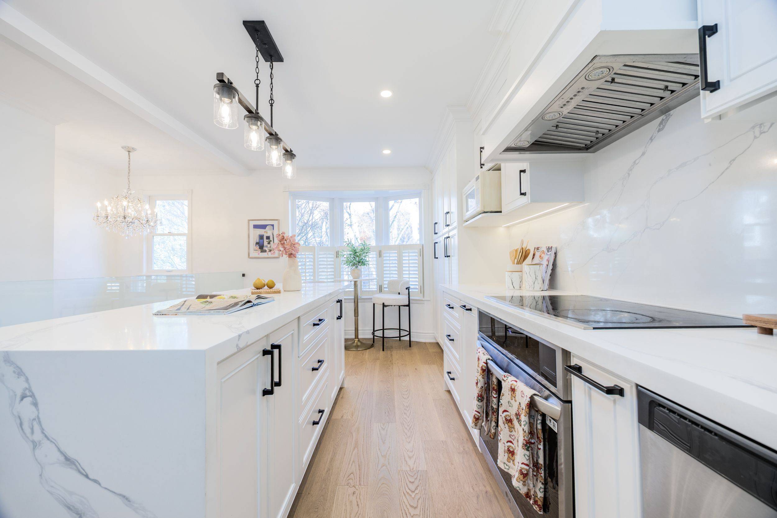 Markham, ON L3T 5R4,129 Confederation WAY