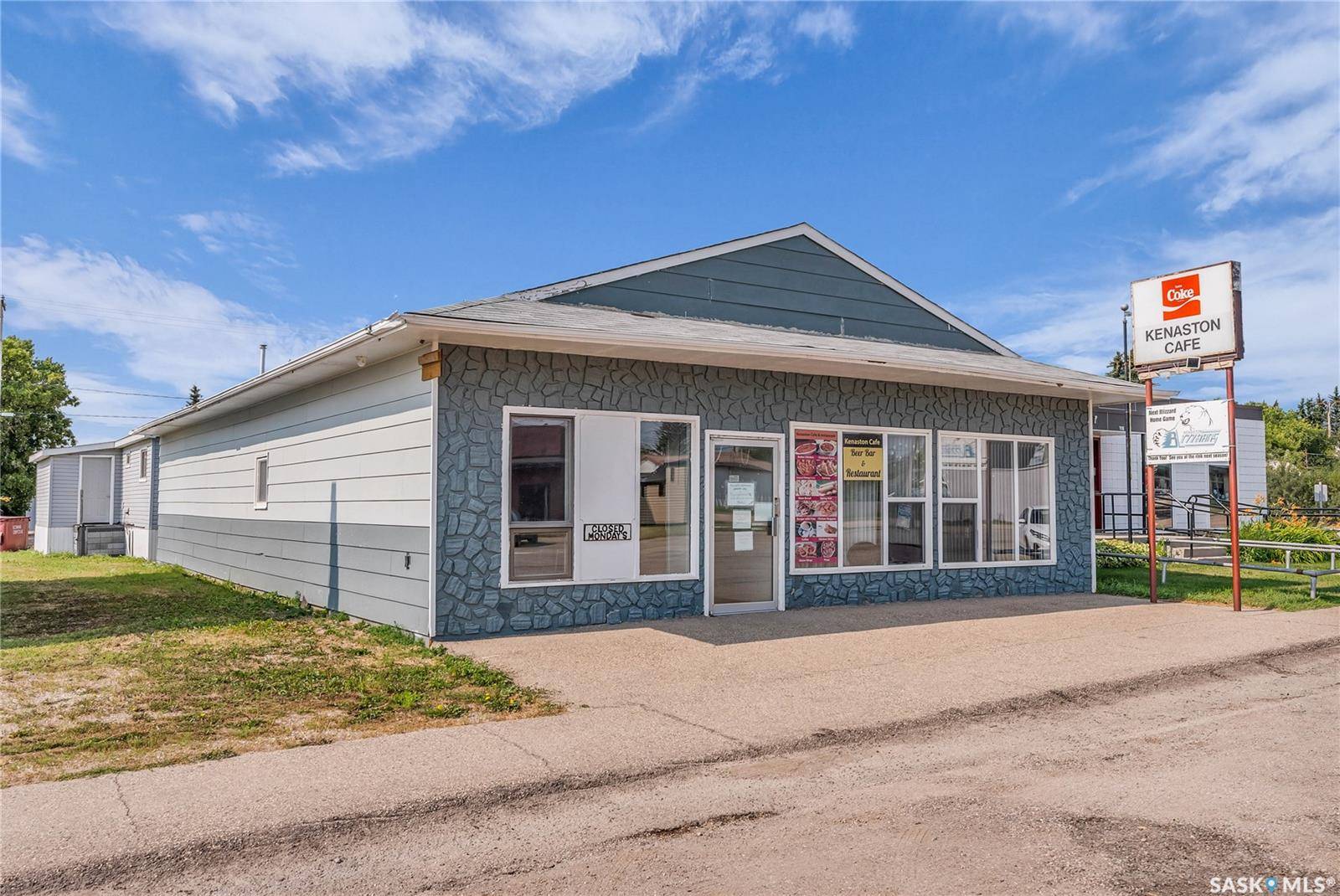 Kenaston, SK S0G 2N0,702 3rd STREET