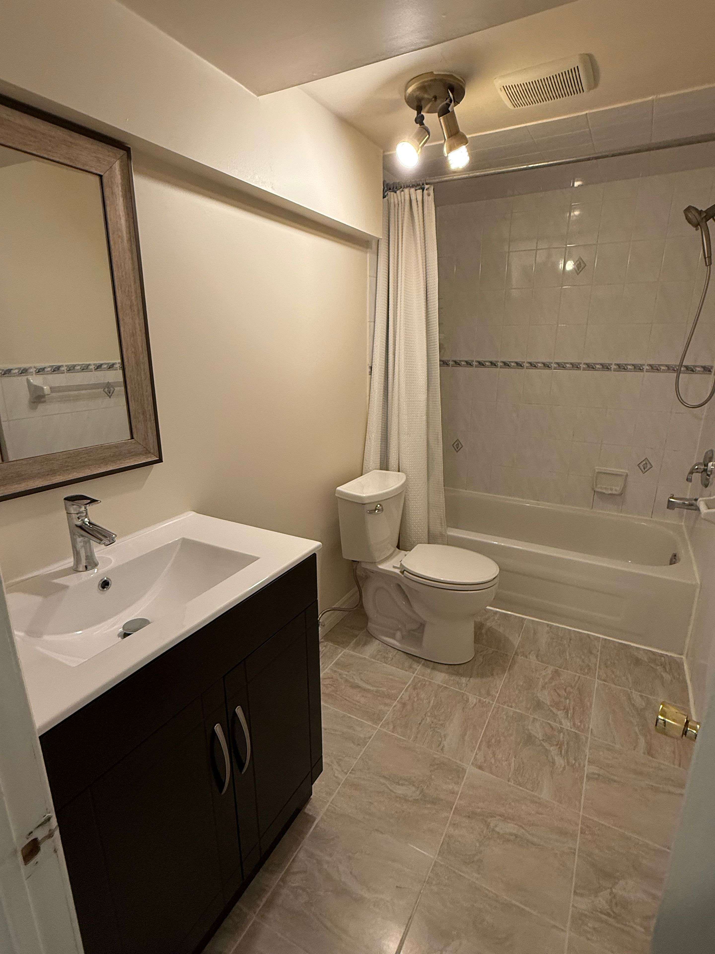 Mississauga, ON L5V 2Z3,5923 Sidmouth ST #BSMT