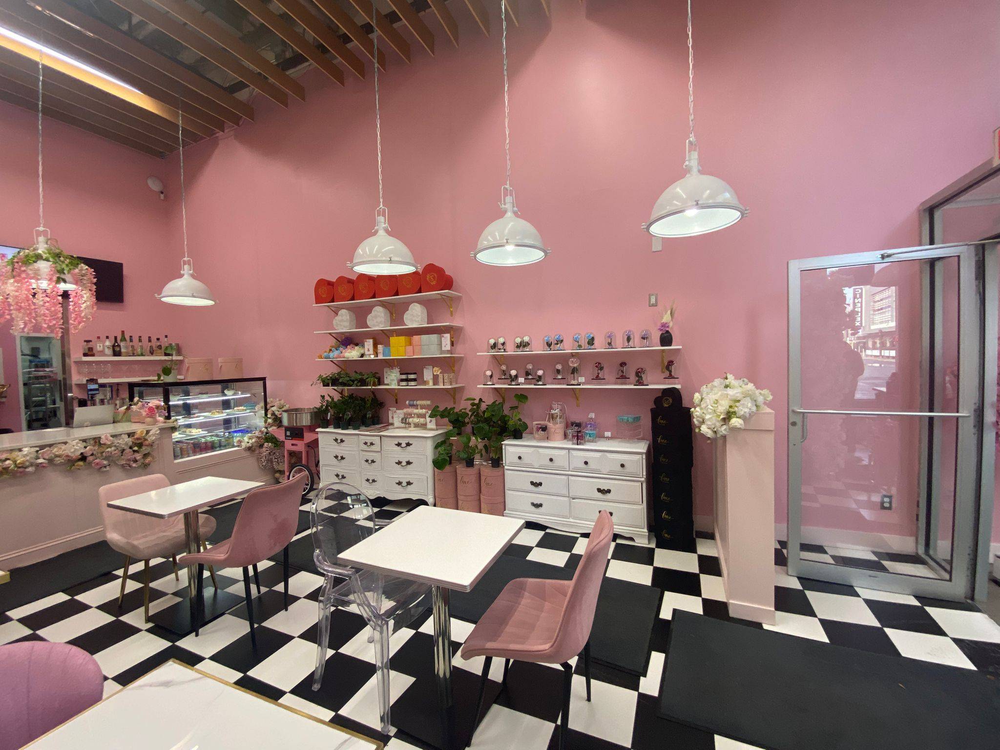 Glebe - Ottawa East And Area, ON K1S 5J3,200 Marche WAY #103