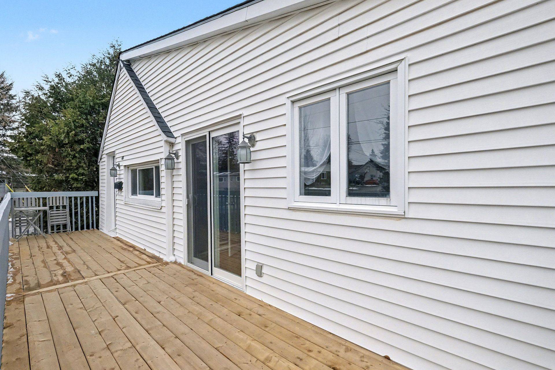 North Grenville, ON K0G 1J0,415 BARNES ST