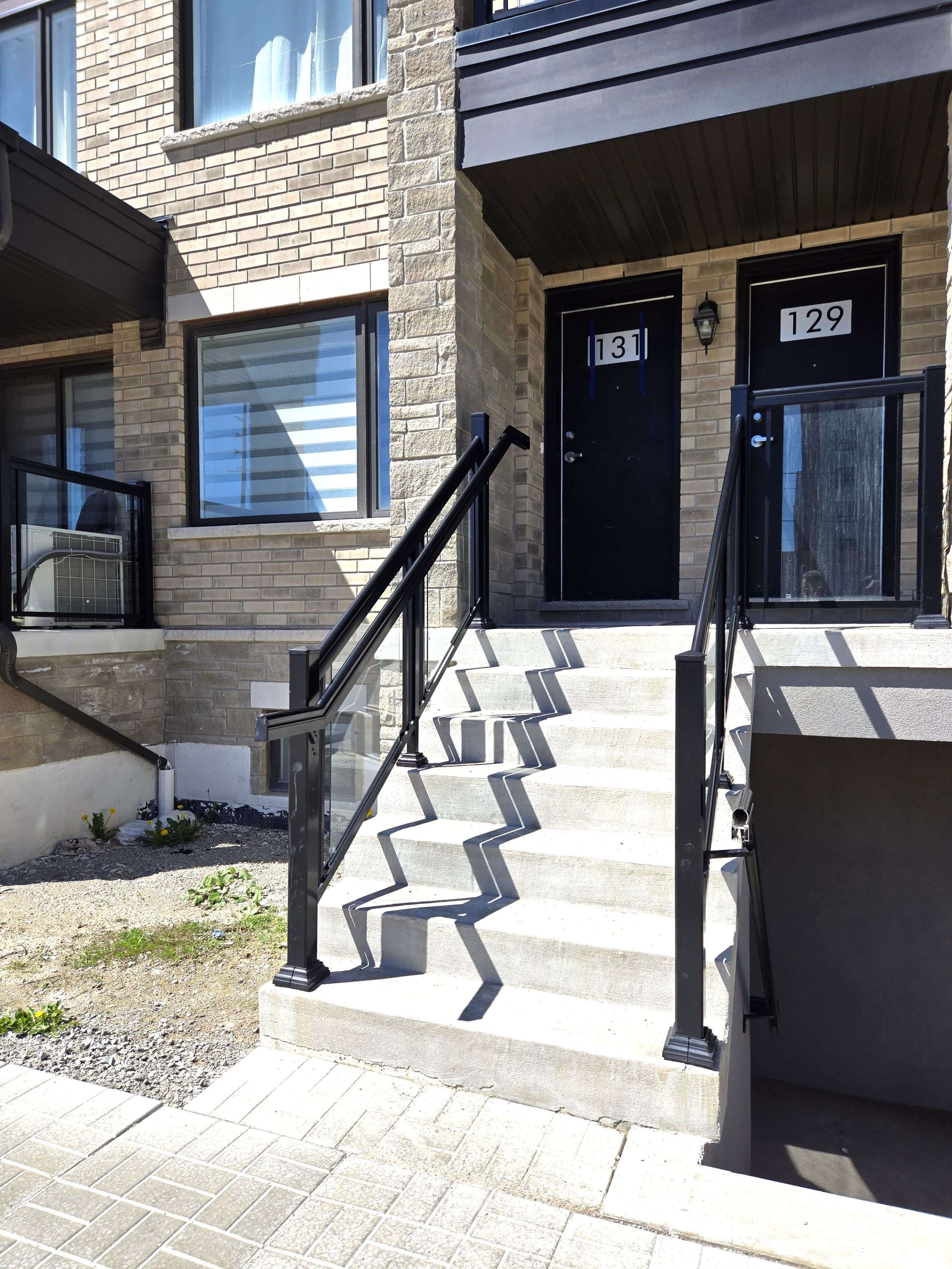 Barrie, ON L9J 0P1,131 Appletree LN