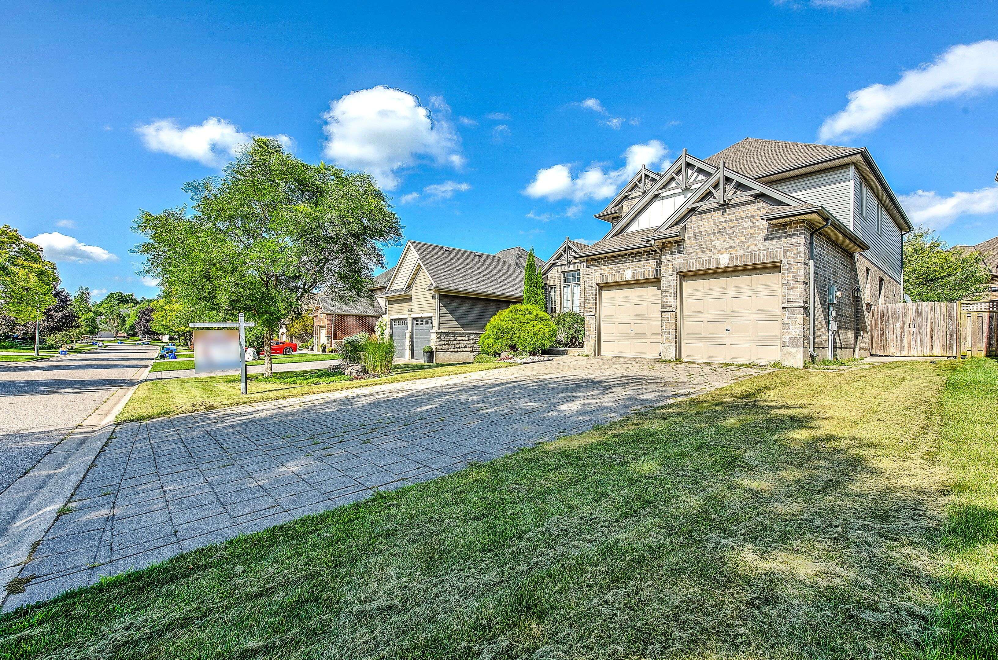 London South, ON N6K 0A3,1750 TIGERLILY RD