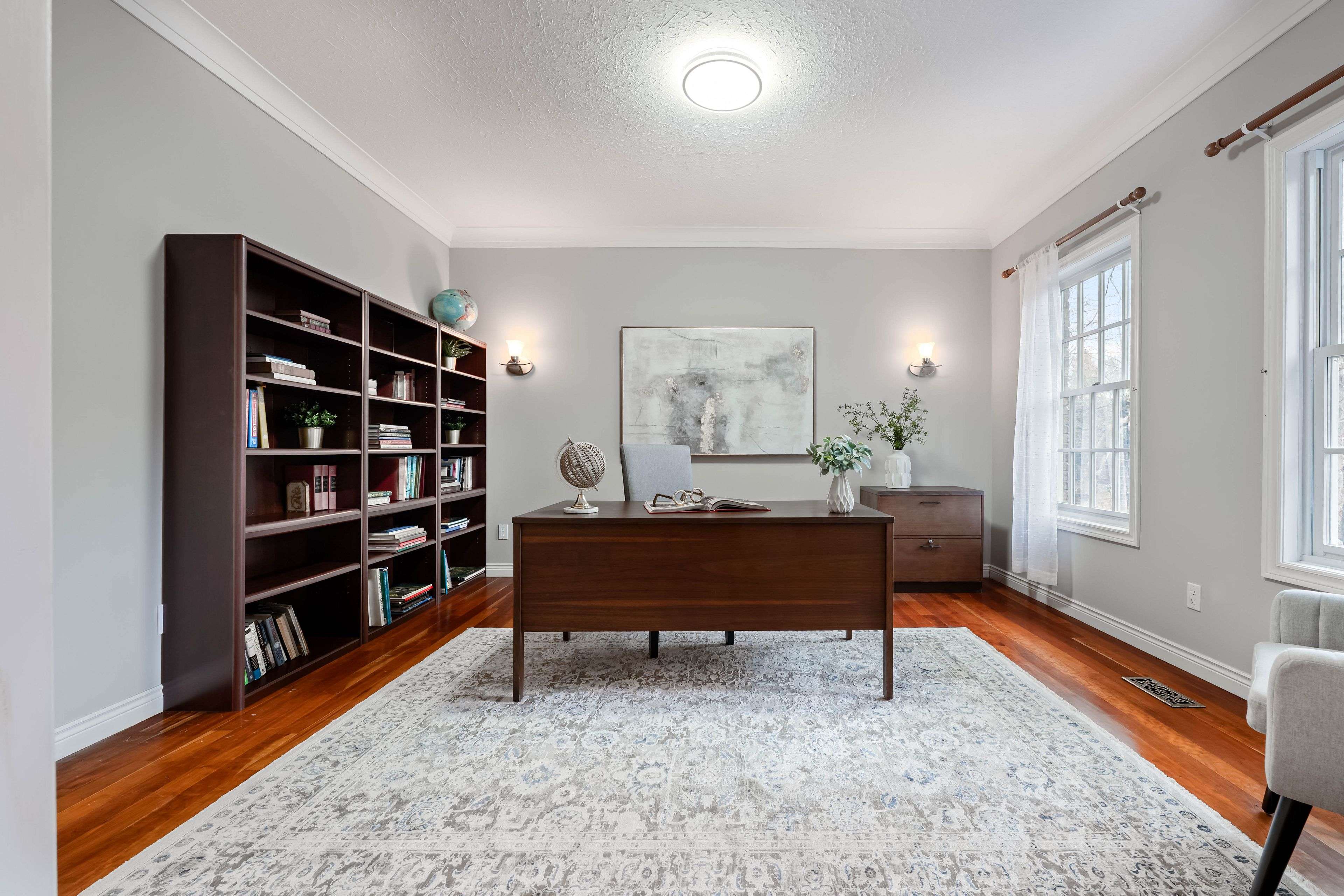 Mono, ON L9W 4A8,7 Ironwood CT