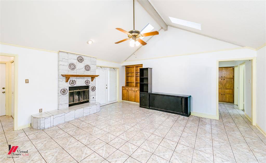 Bossier City, LA 71111,1407 Edgemont Circle