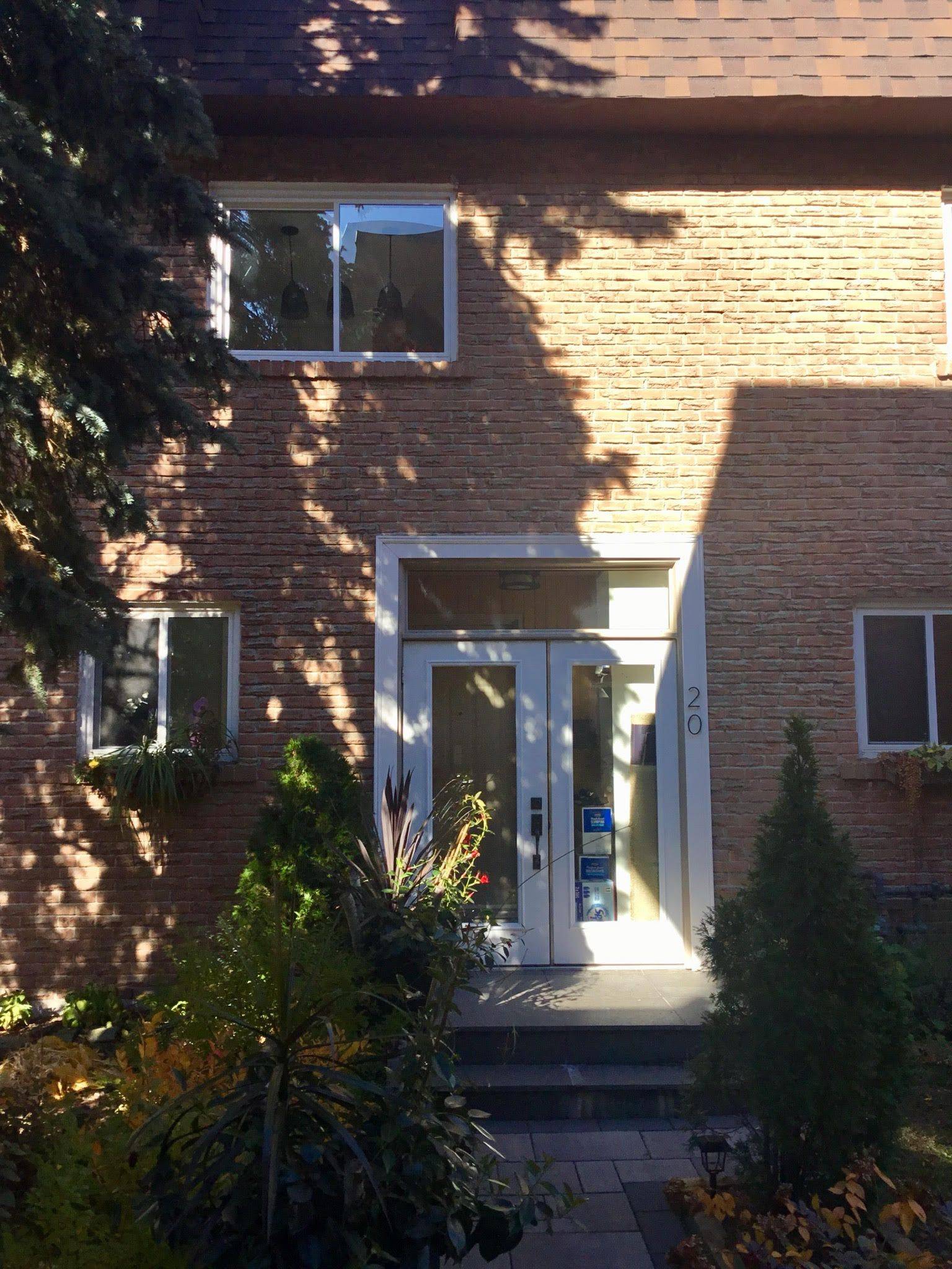 Toronto E10, ON M1E 4X8,275 Manse RD #20 Bsmt