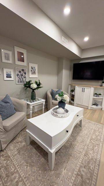 Toronto E10, ON M1E 4X8,275 Manse RD #20 Bsmt