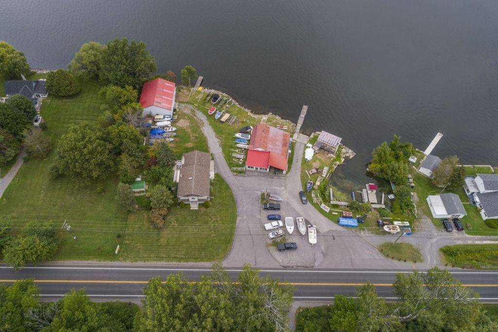 Prince Edward County, ON K0K 2T0,11438 C Loyalist Pkwy N