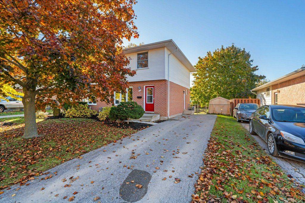 St. Thomas, ON N5R 5P8,18 Vanier PL
