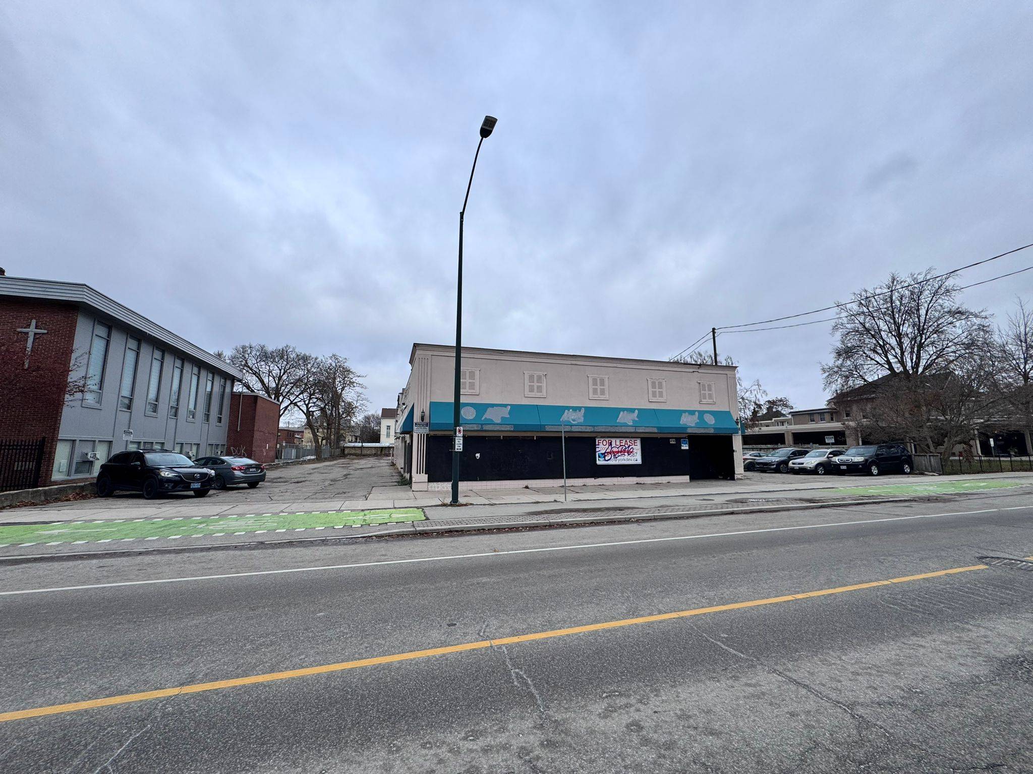 London East, ON N6B 1W6,496 Dundas ST