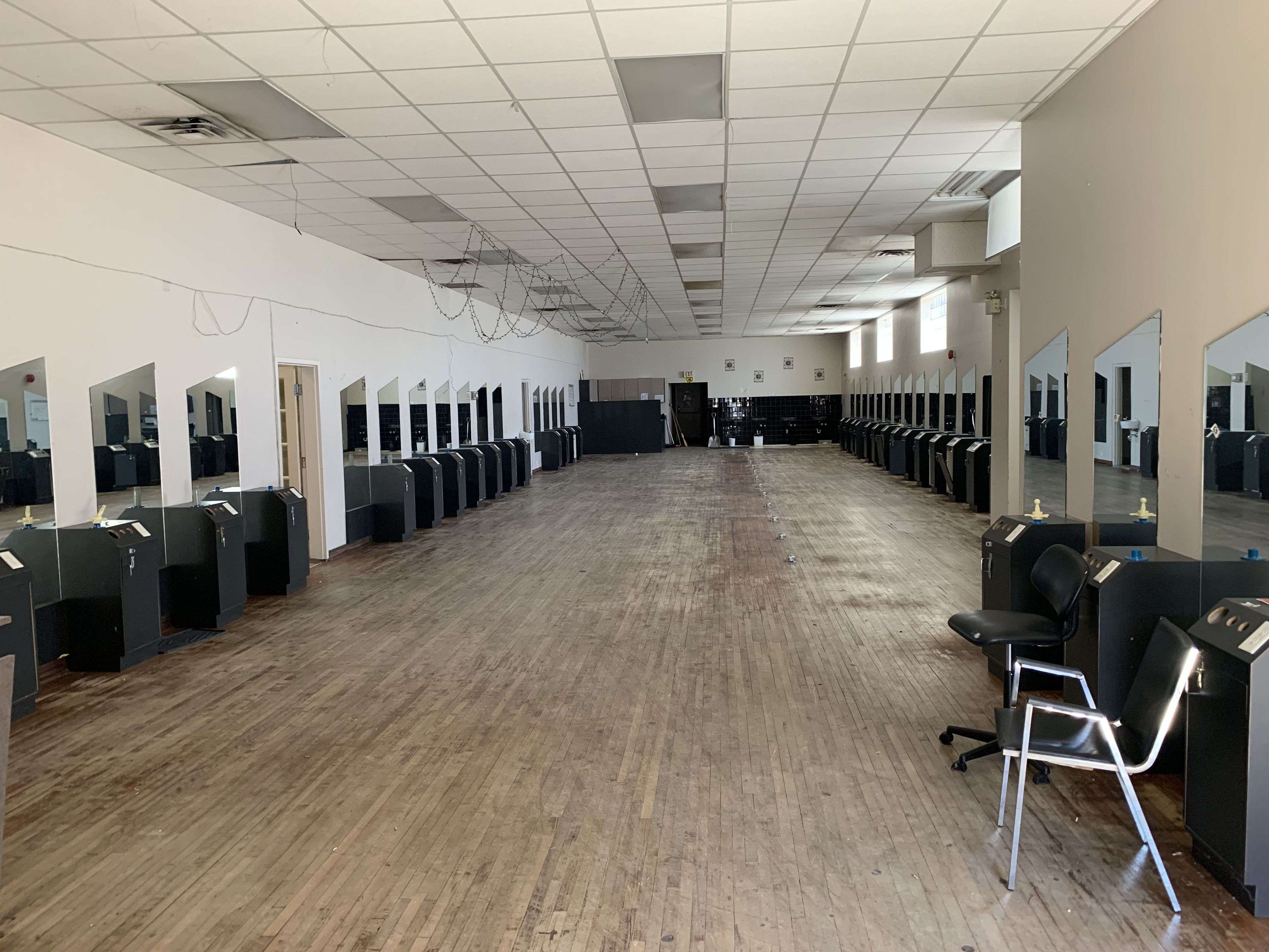 London East, ON N6B 1W6,496 Dundas ST