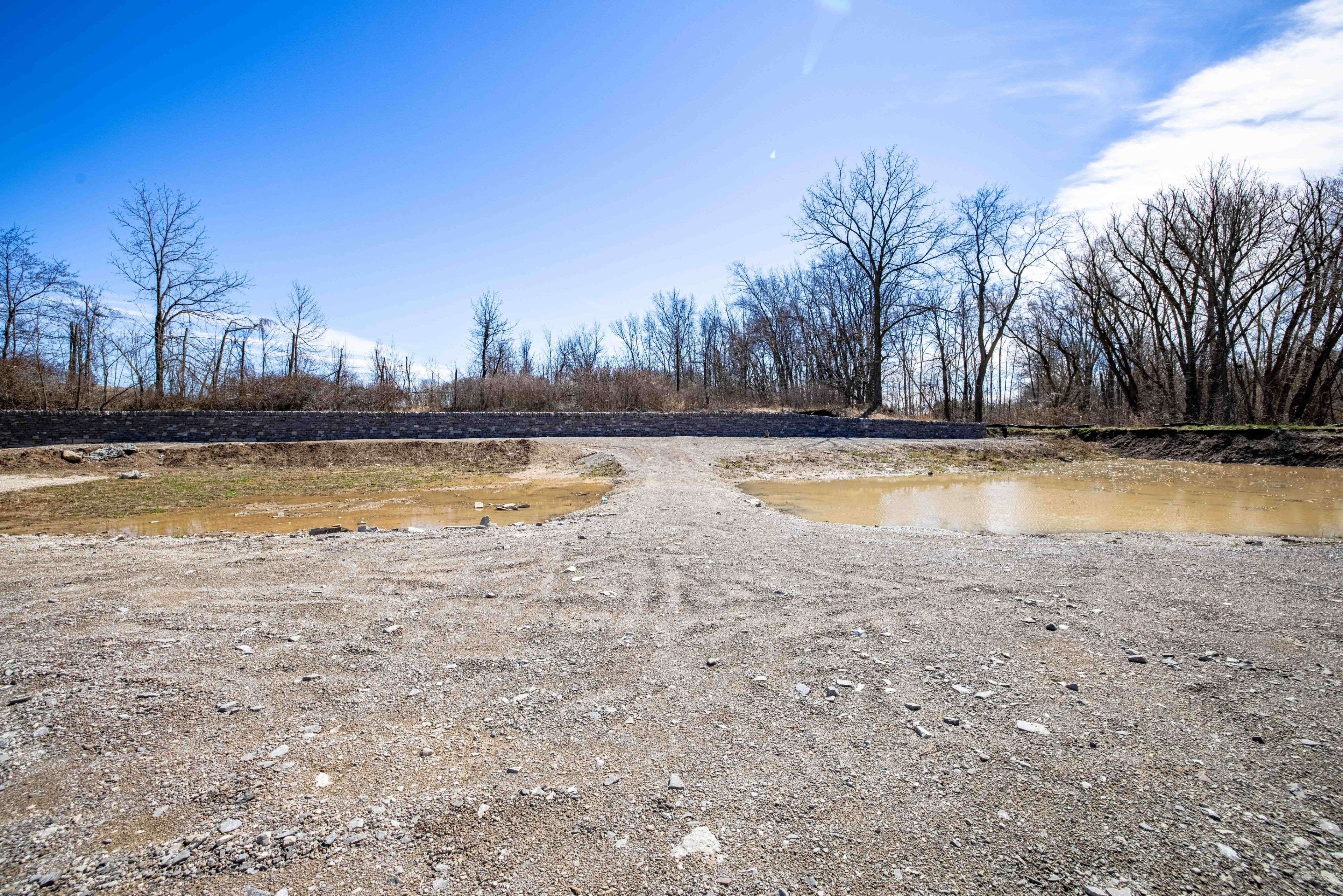 Niagara-on-the-lake, ON L0S 1J0,2203 Niagara Stone RD