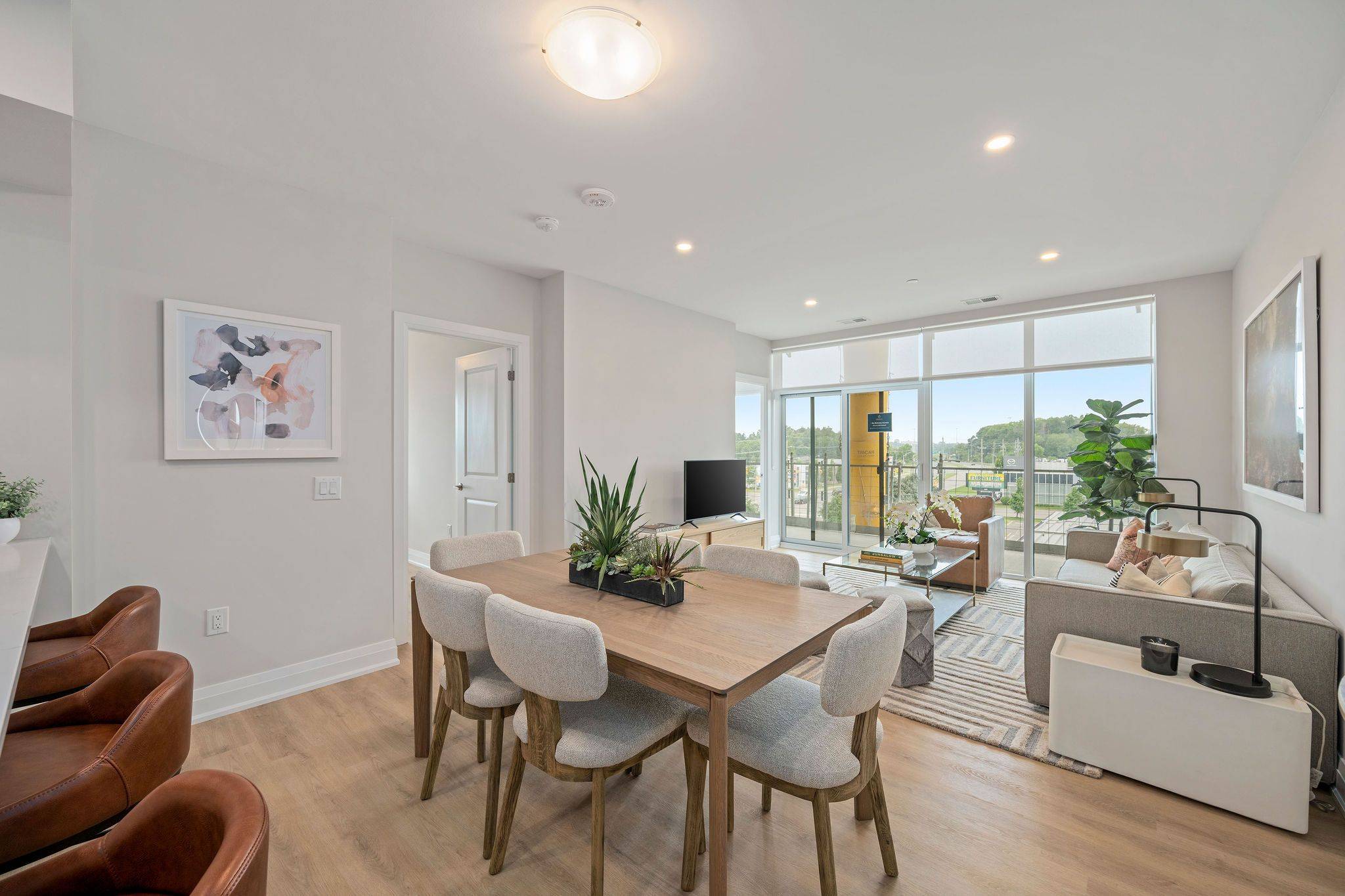 Kitchener, ON N2P 2E9,4286 King ST #903