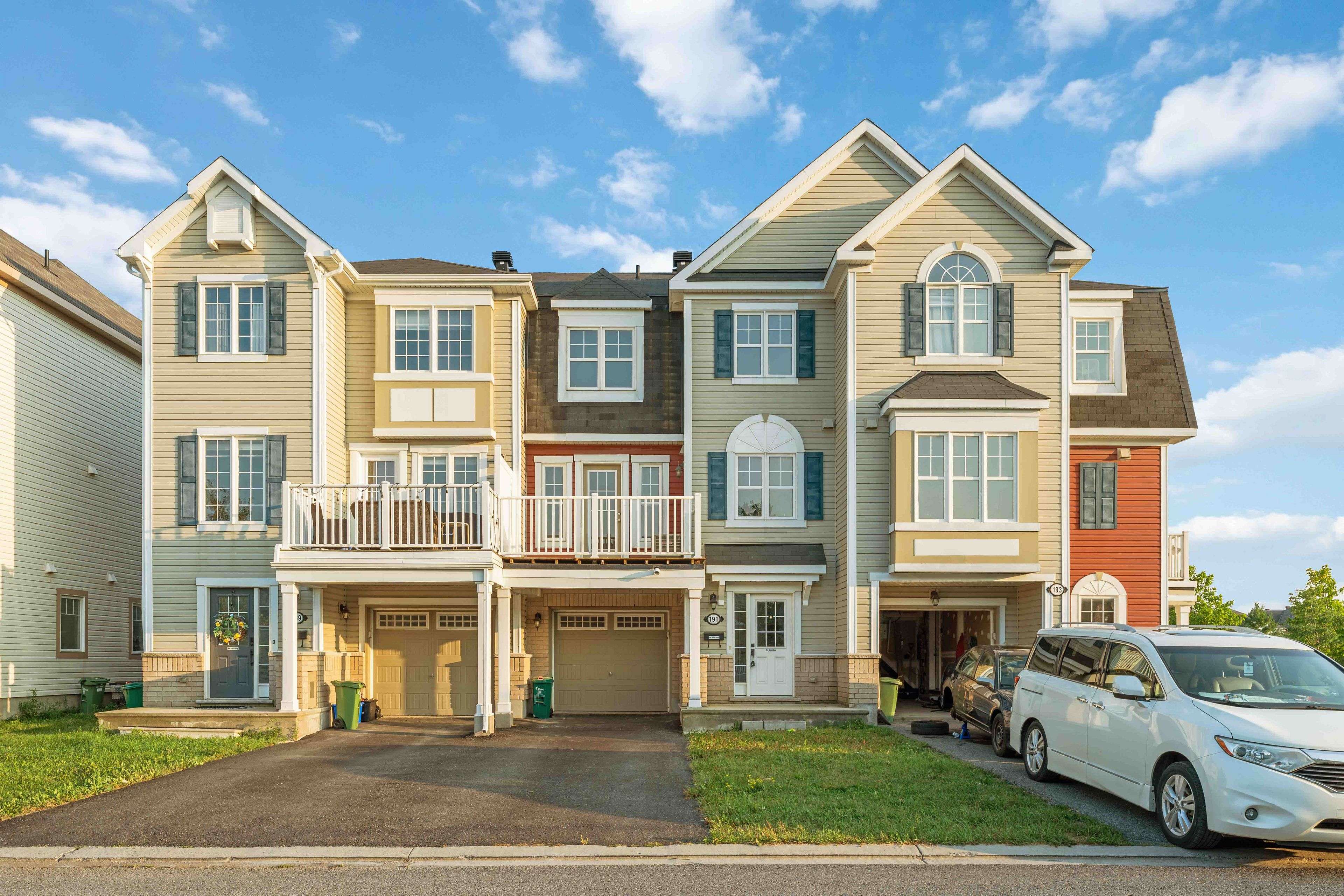 Orleans - Cumberland And Area, ON K4A 0V9,191 Soleil AVE