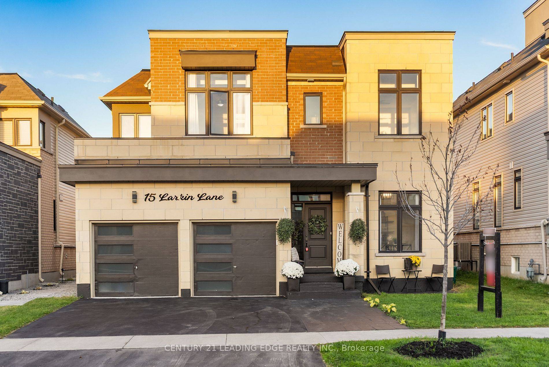 Clarington, ON L1C 4A7,15 Larkin LN