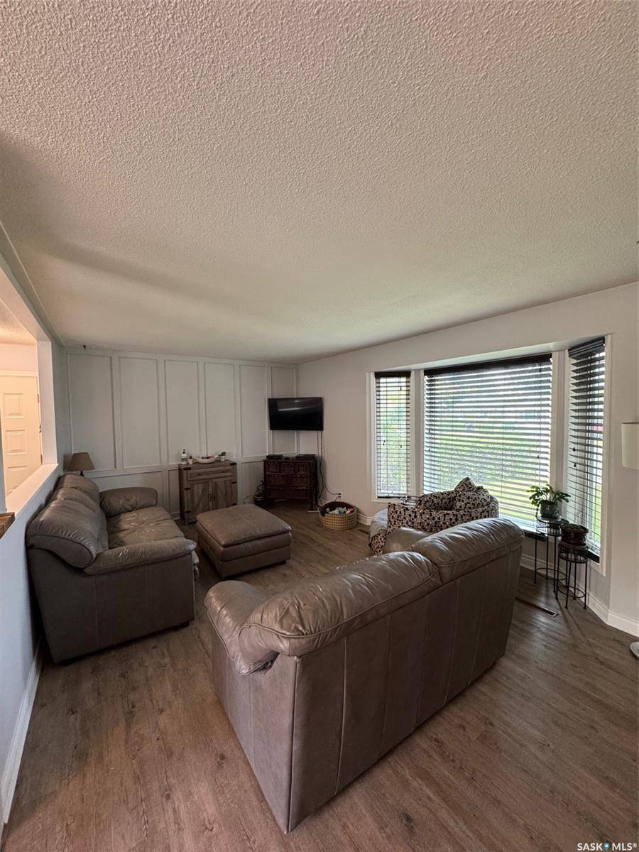 North Battleford, SK S9A 0A6,1811 91st STREET