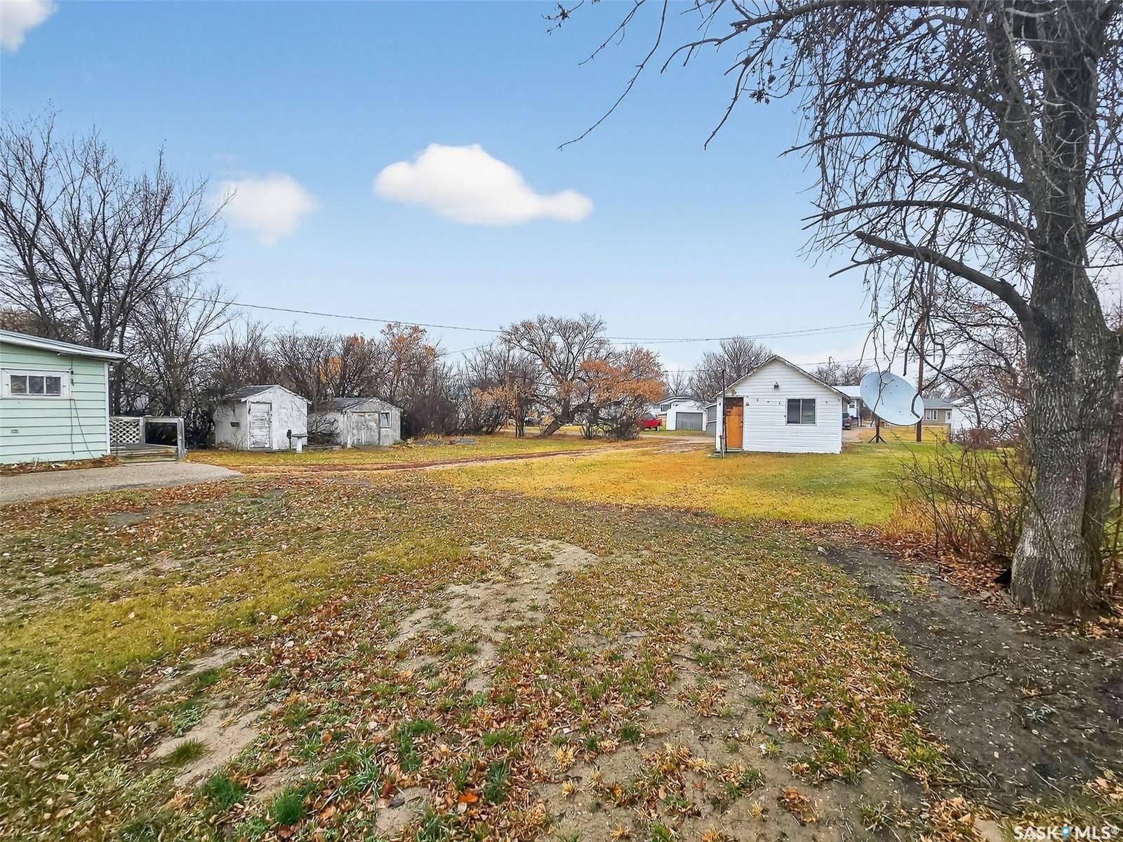 Central Butte, SK S0H 0T0,152 & 162 3rd AVENUE W