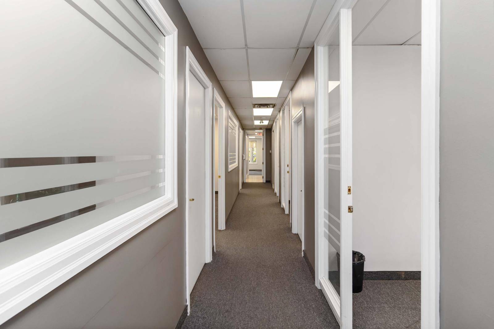 Mississauga, ON L4Z 1V9,53 VILLAGE CENTRE PL #208